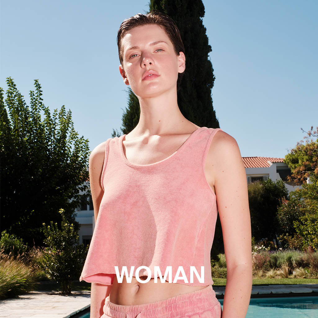 WOMAN