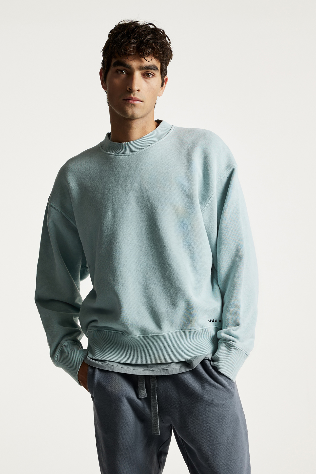 Classic Relaxed Fit Crewneck