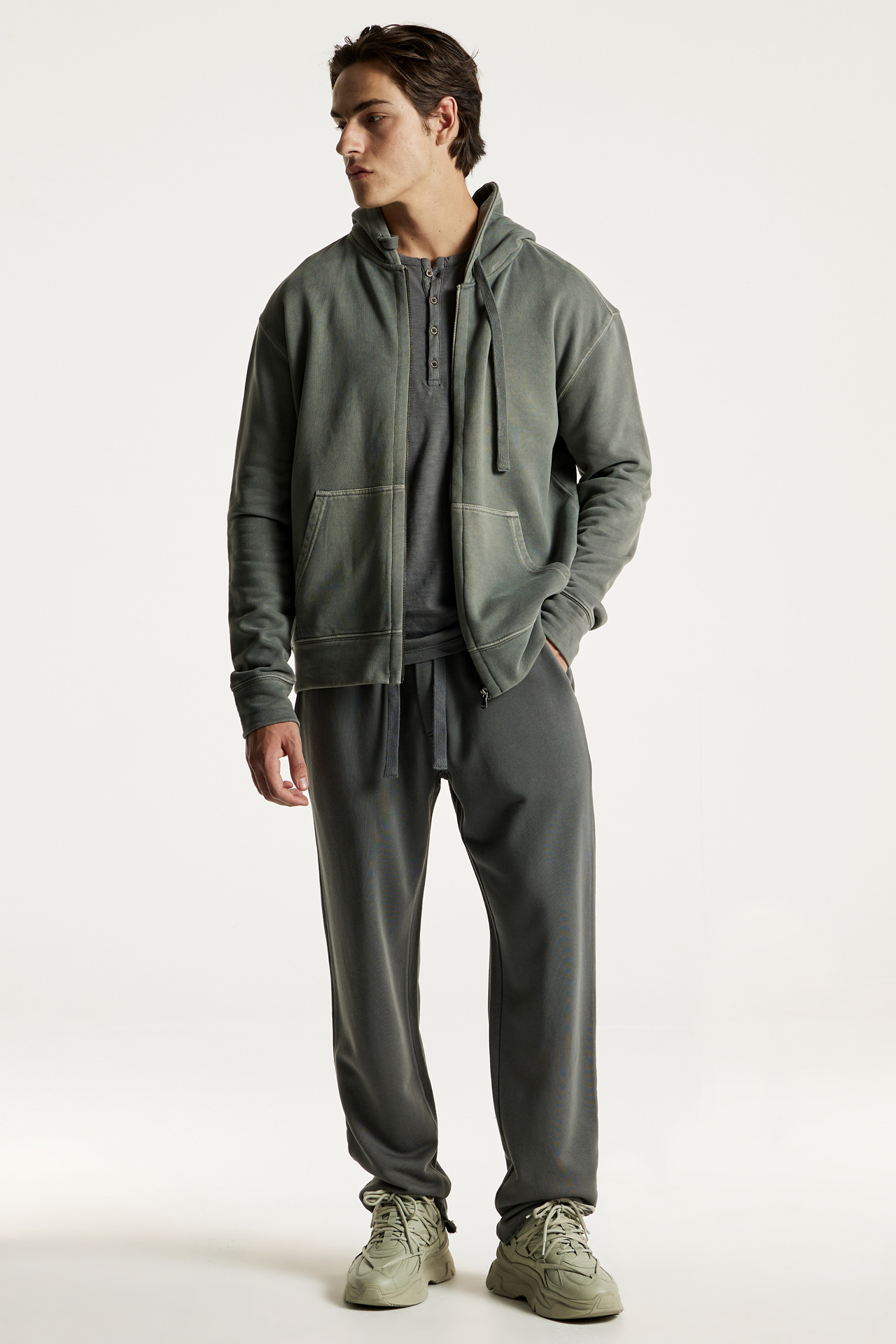 Classic Dirty Laundry Full Zip
