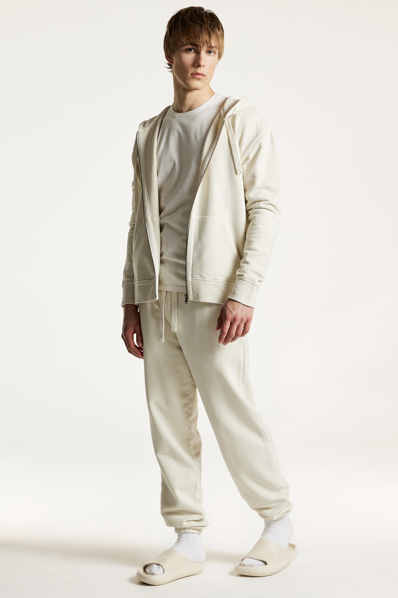 Classic Dirty Laundry Full Zip