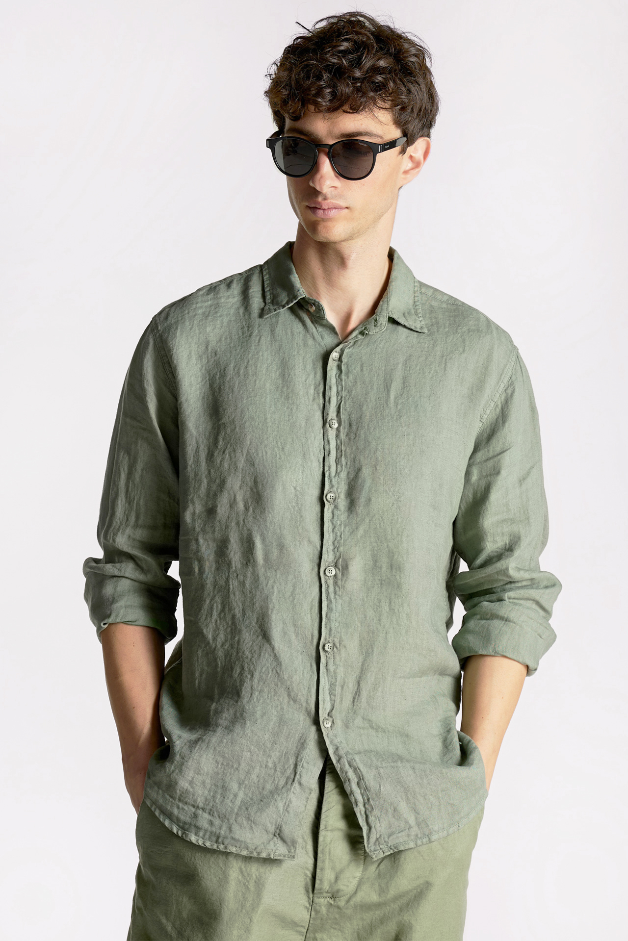 Classic Linen Shirt