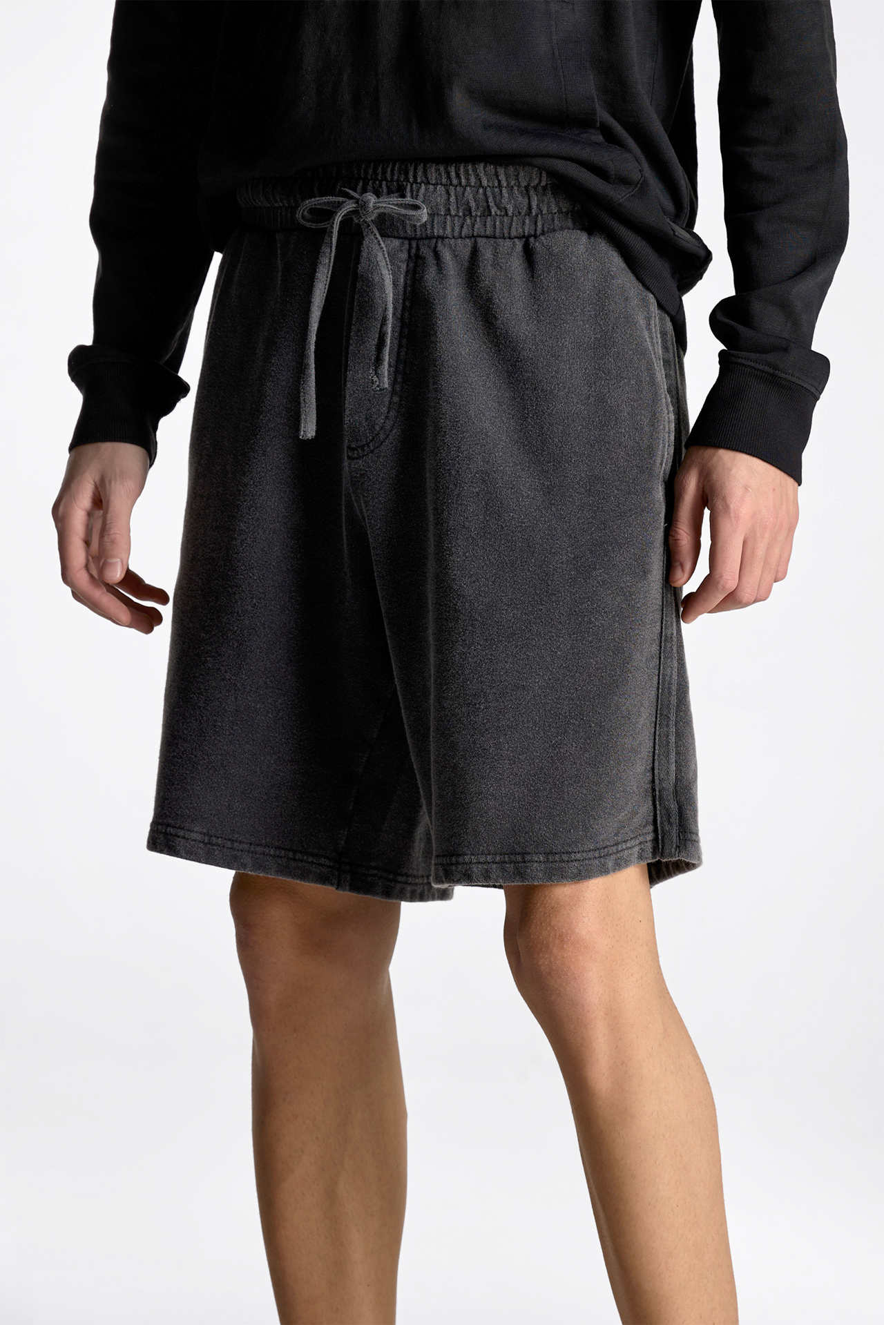 Classic Side Slits Bermuda