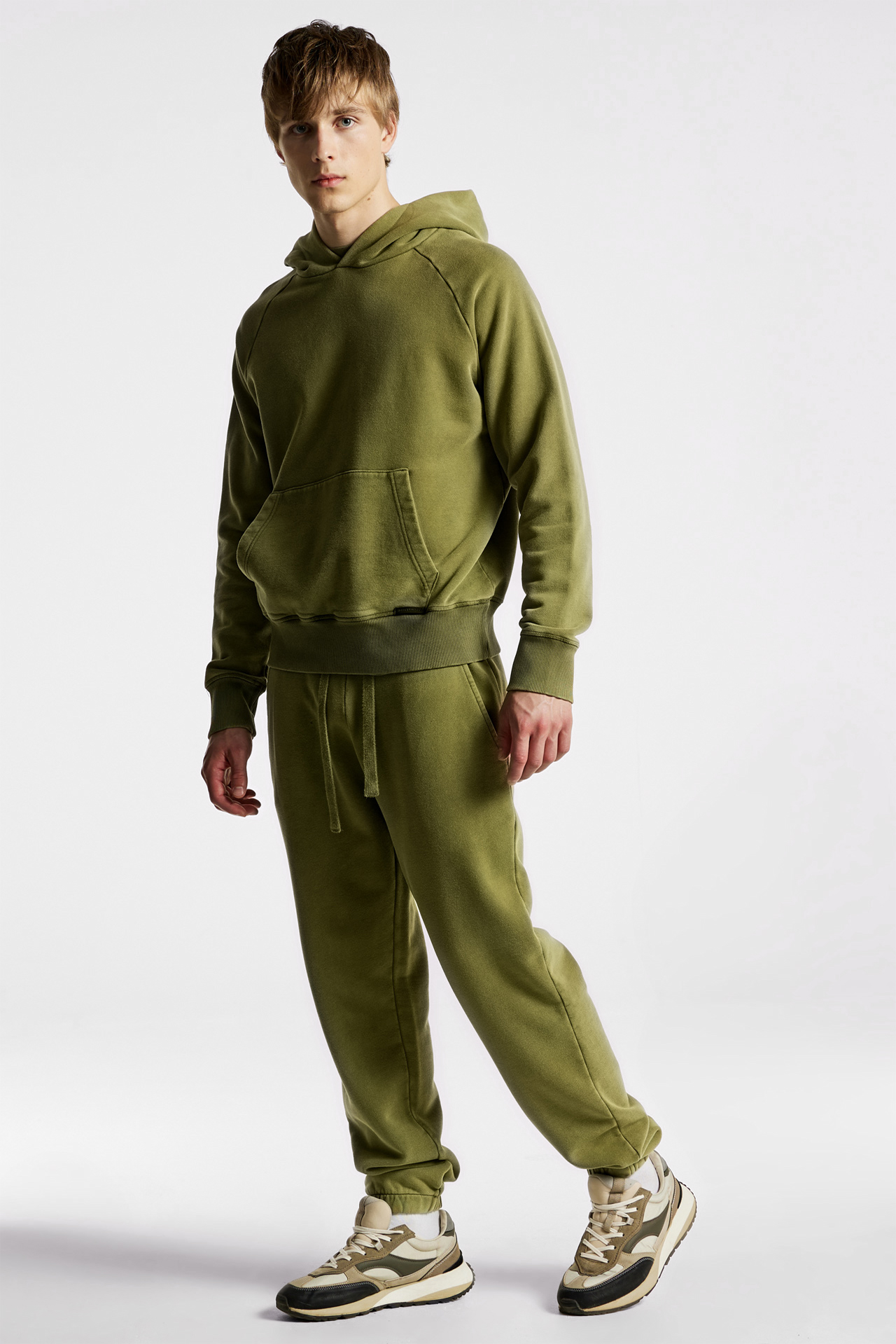 Relaxed Fit Sweatpants - Khaki green - Men