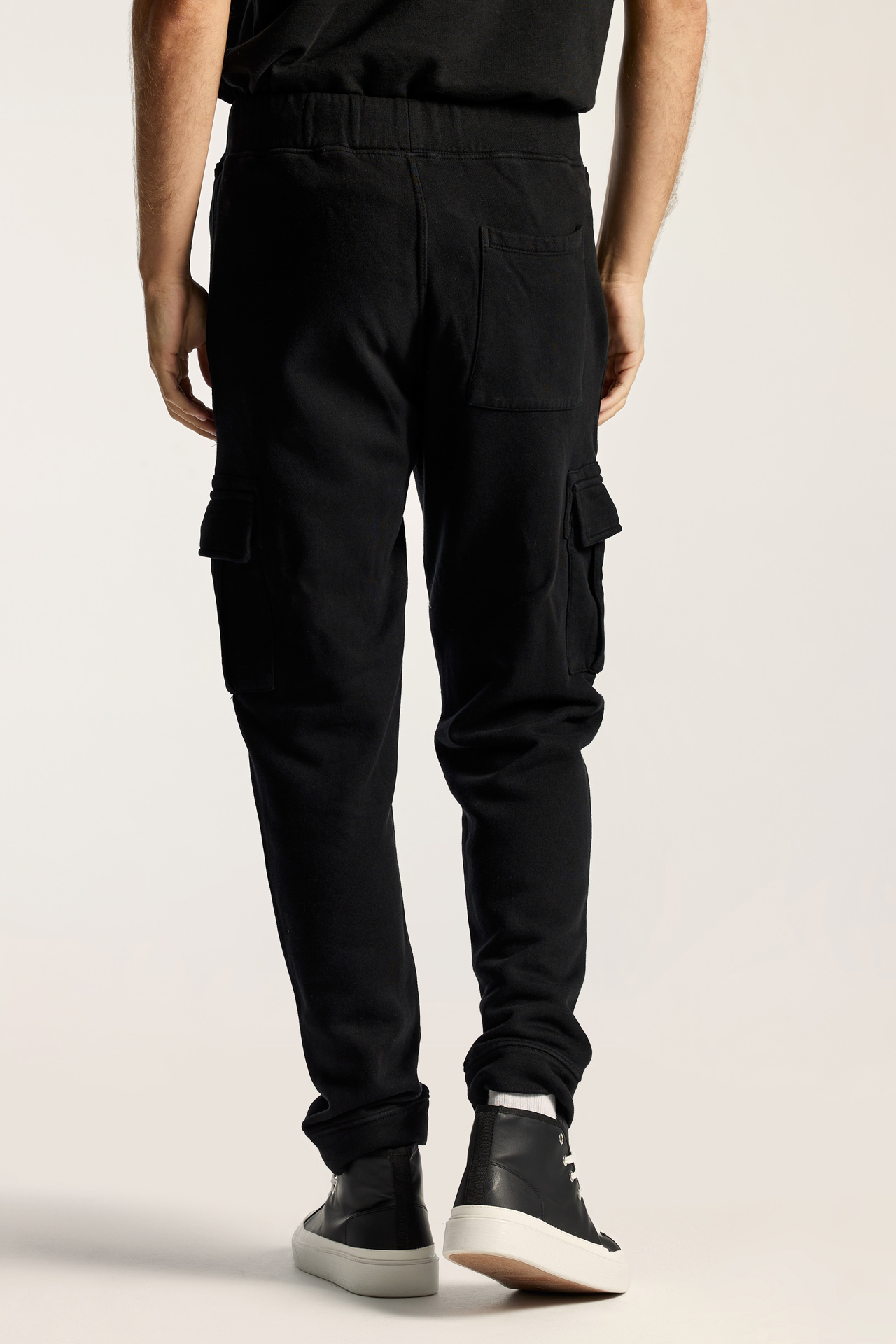 Men Dirty Laundry Classic Cargo Sweatpants - Black