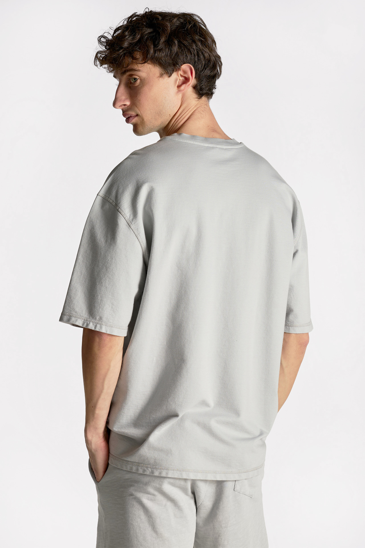 Classic Side Slits Oversized Tee