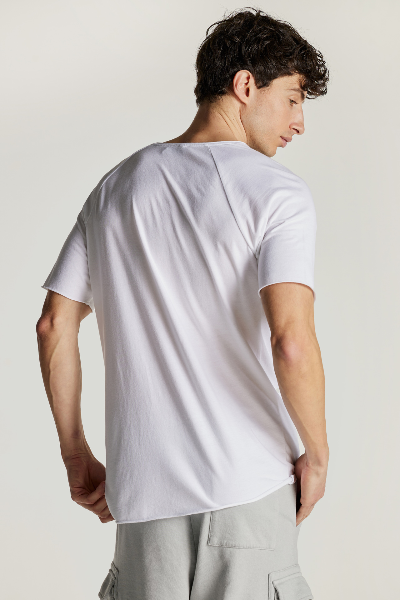 Classic Raw Cut Raglan Shortsleeve