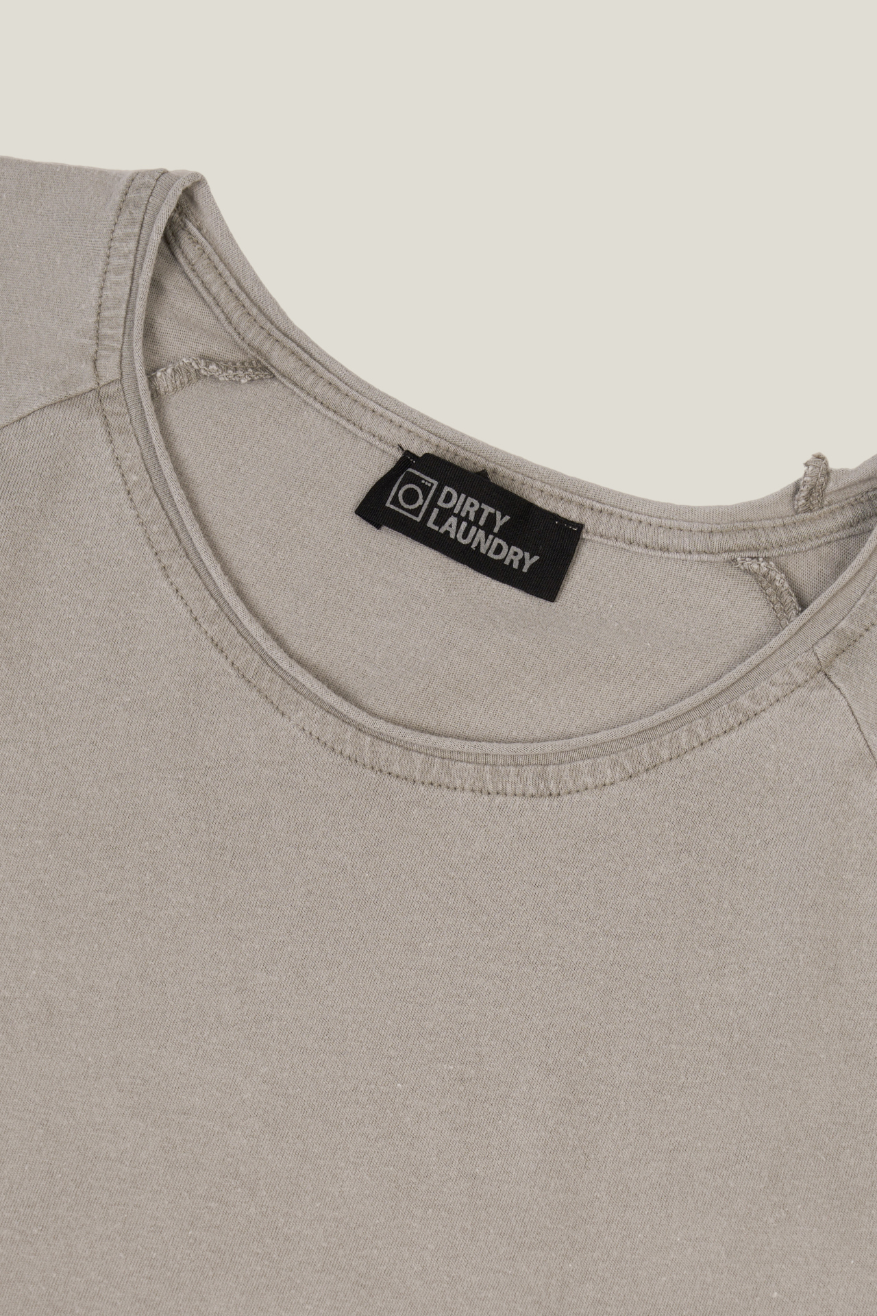 Classic Raw Cut Raglan Shortsleeve