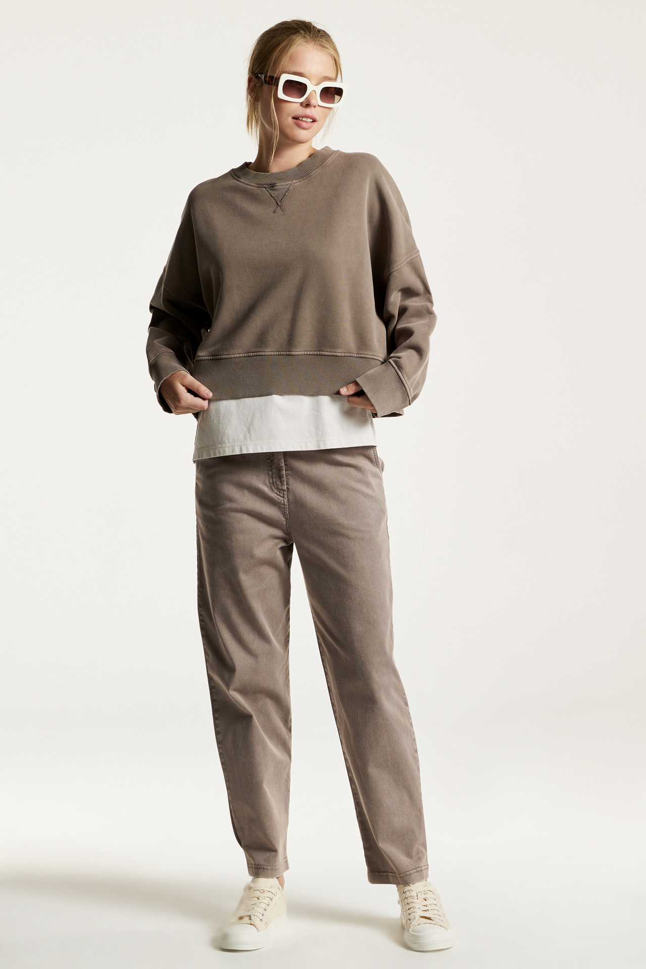 Classic Relaxed Fit Crop Crewneck