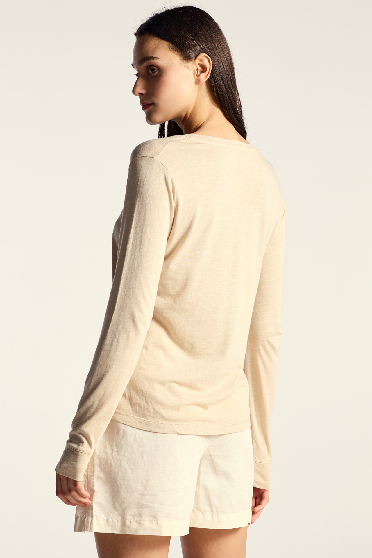 Classic V-Neck Longsleeve
