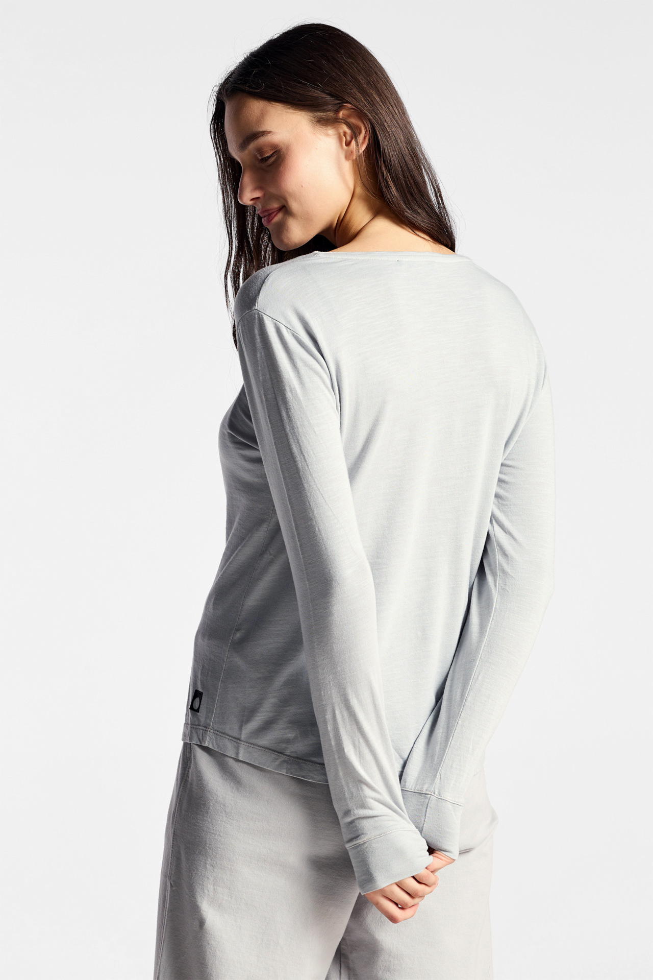 Classic U-Neck Longsleeve