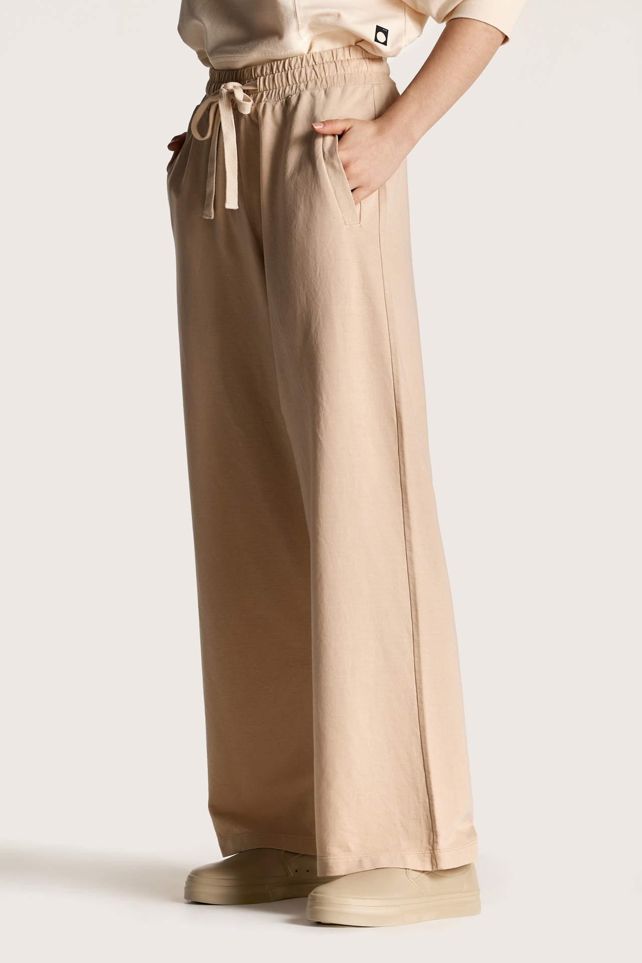 Classic Straight-Leg Sweatpants