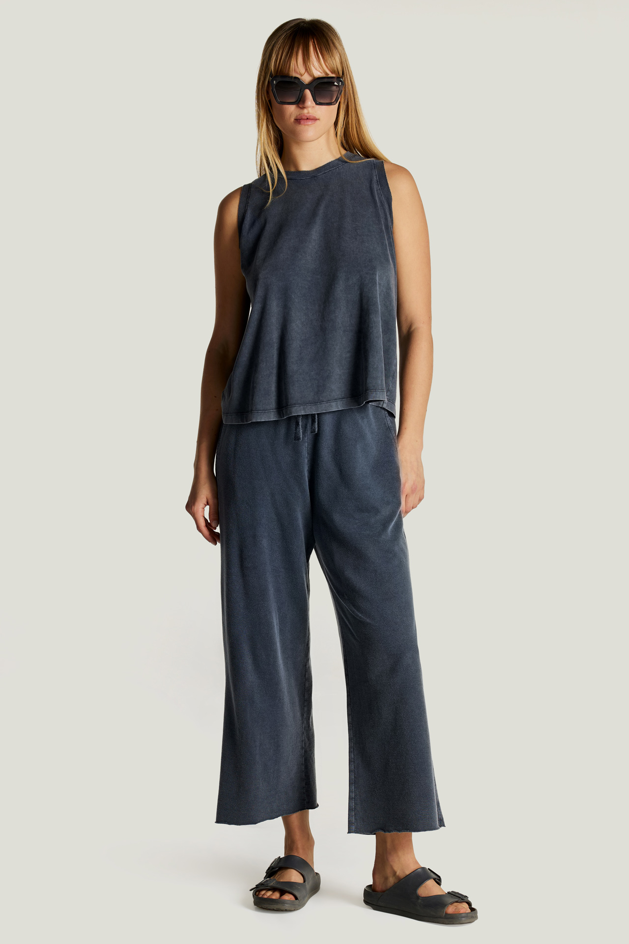 Classic Raw Edge Detail Sleeveless