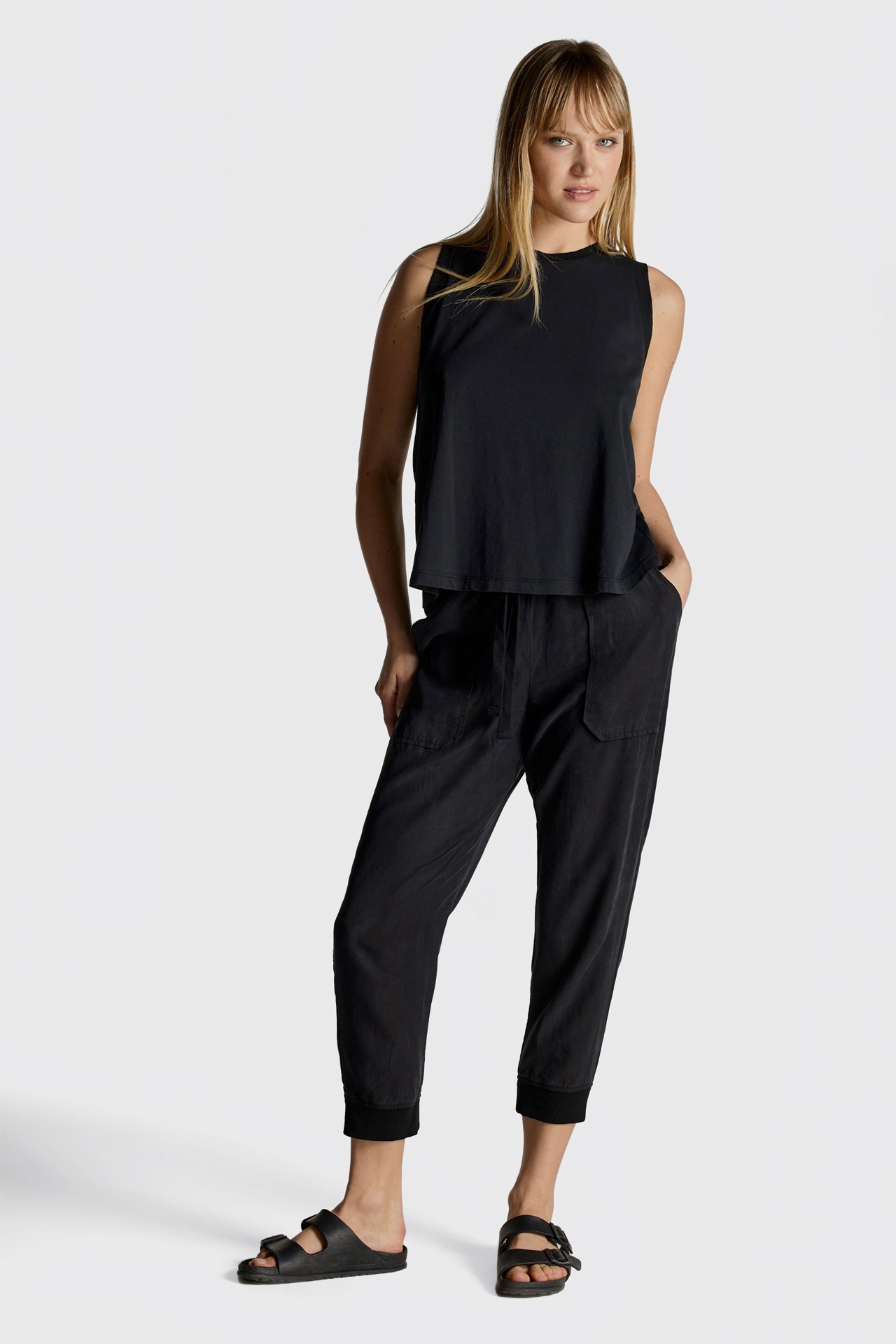 Classic Raw Edge Detail Sleeveless