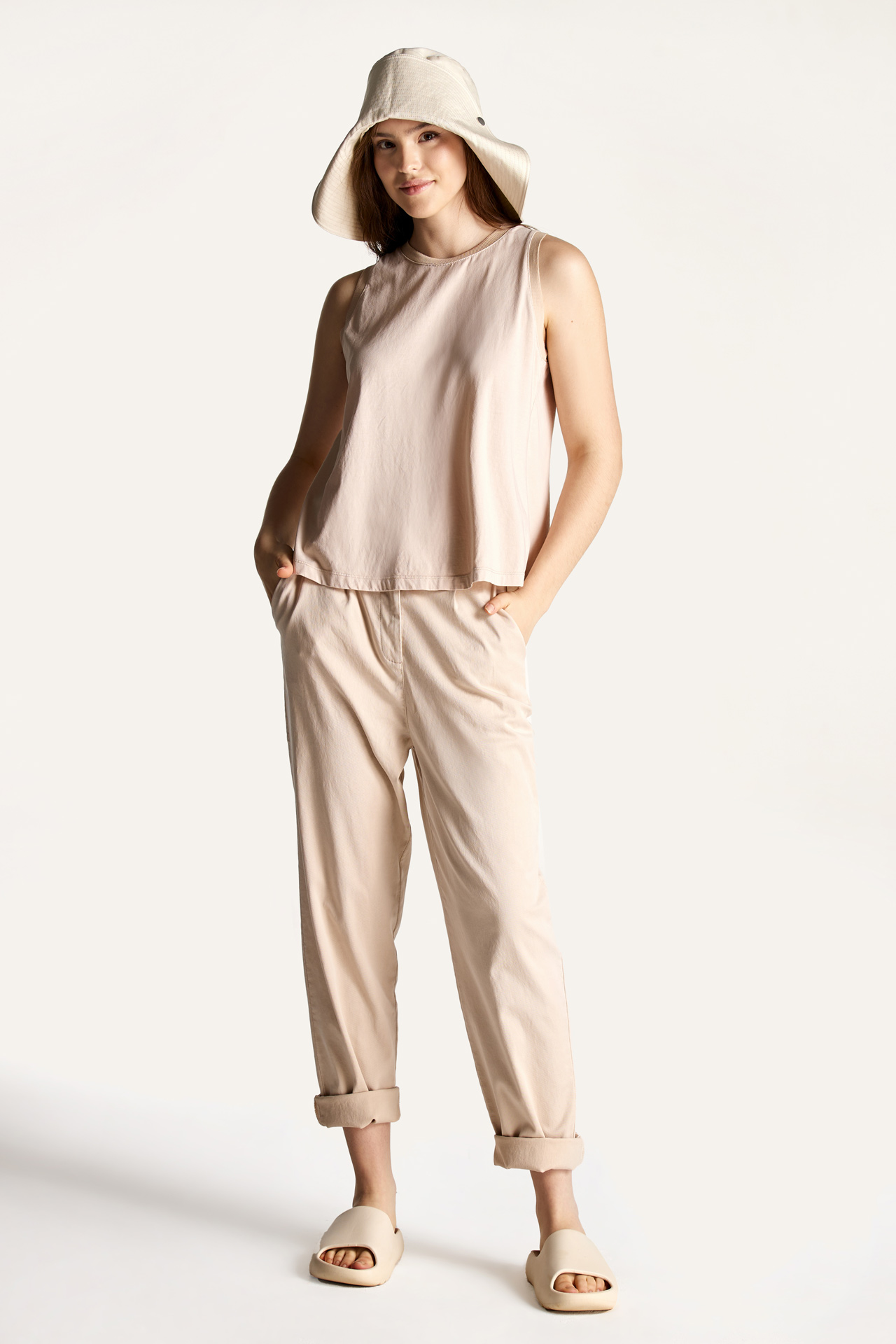 Classic Raw Edge Detail Sleeveless