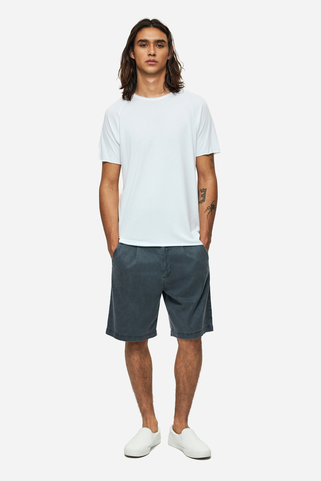 PLEATED BERMUDA