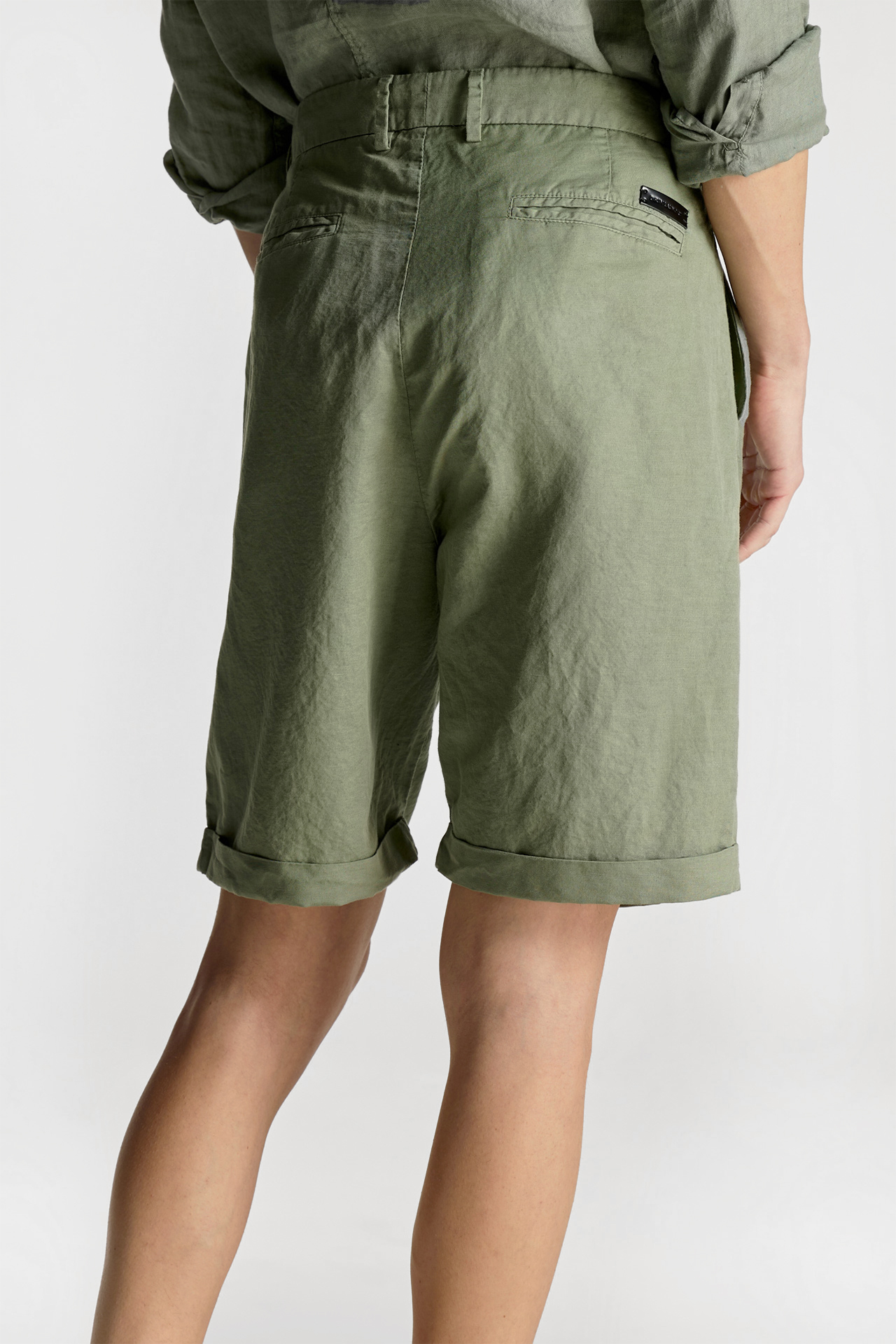 Linen Blend Relaxed Bermuda