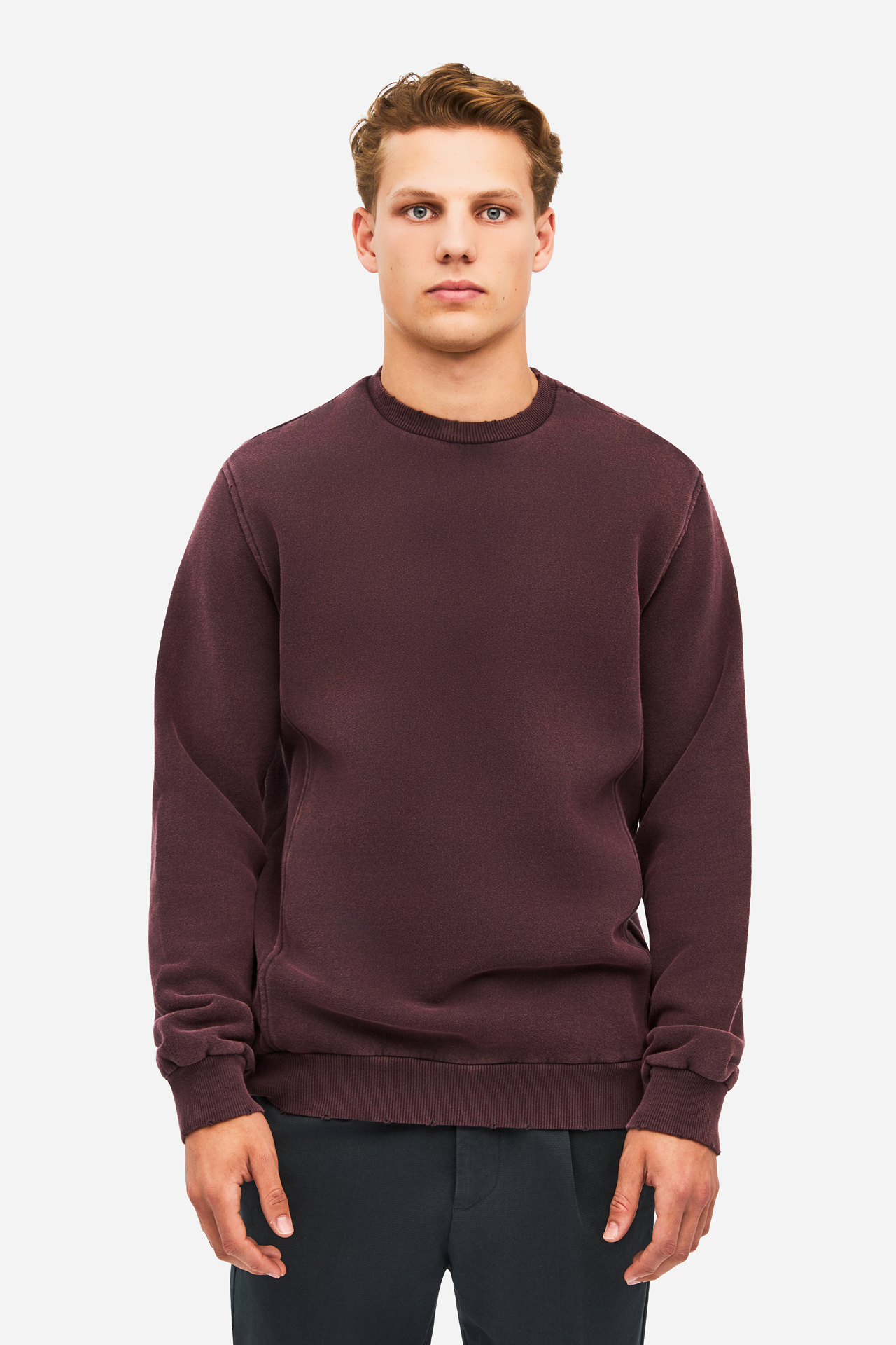 REGULAR CREWNECK WITH DESTROYS