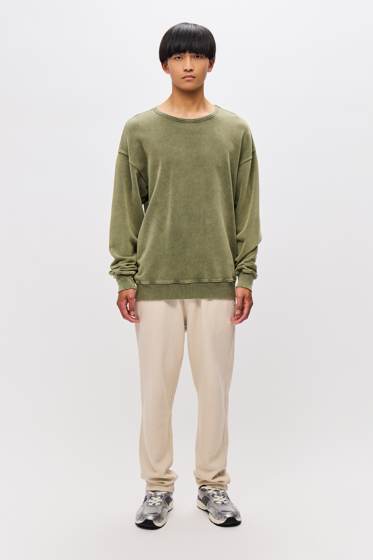 CLASSIC CREWNECK