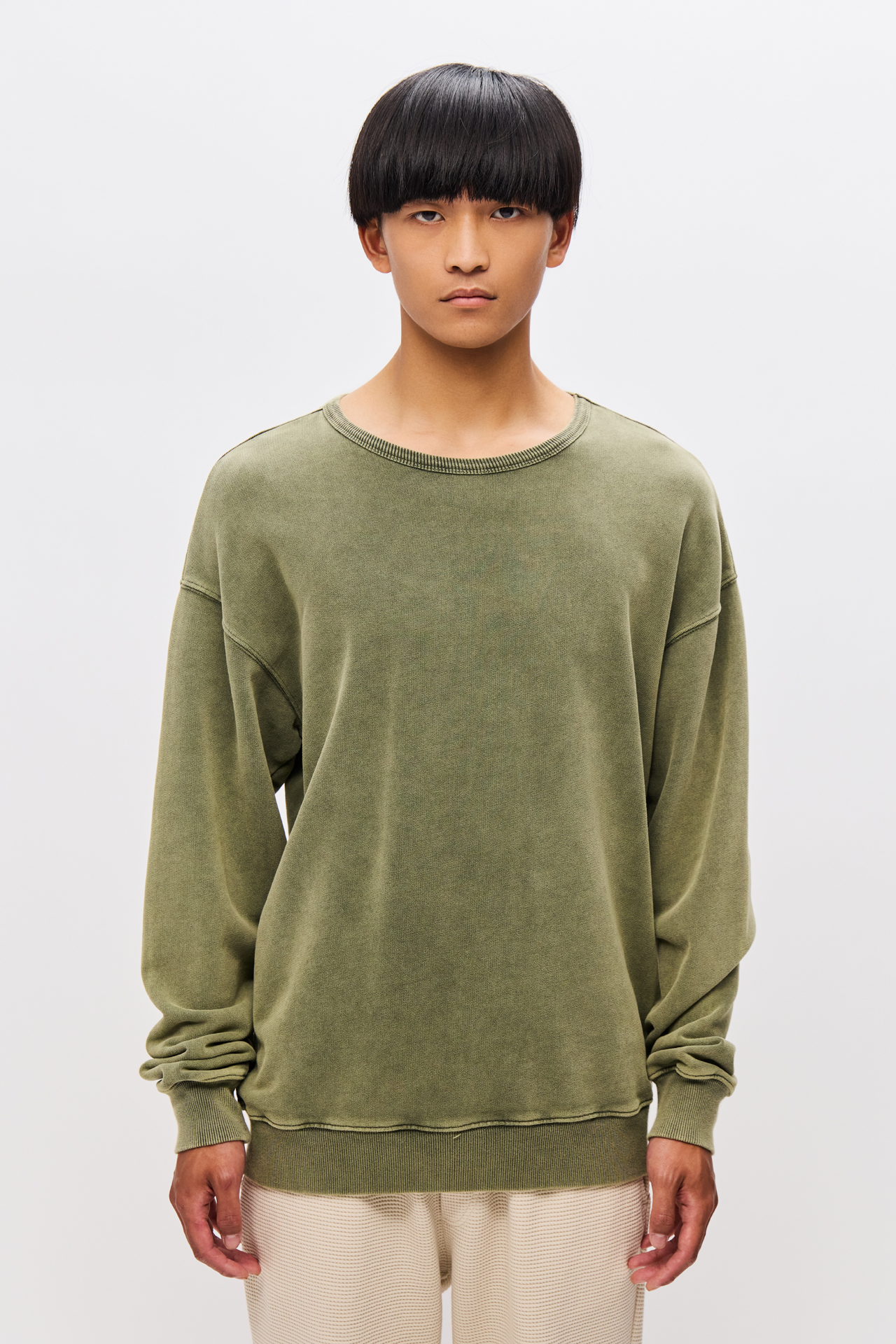 CLASSIC CREWNECK