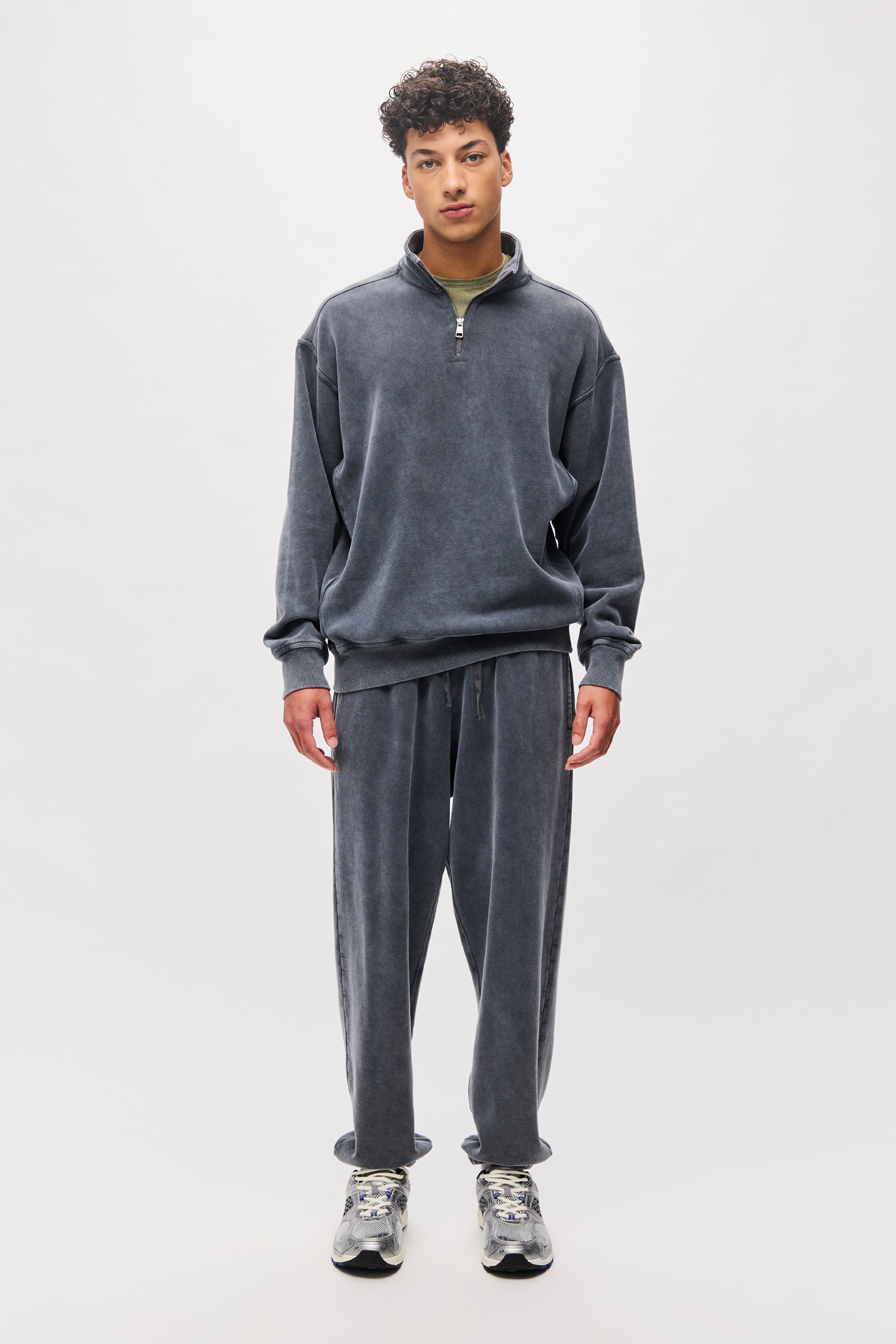 DROPPED SHOULDER HALF-ZIP CREWNECK