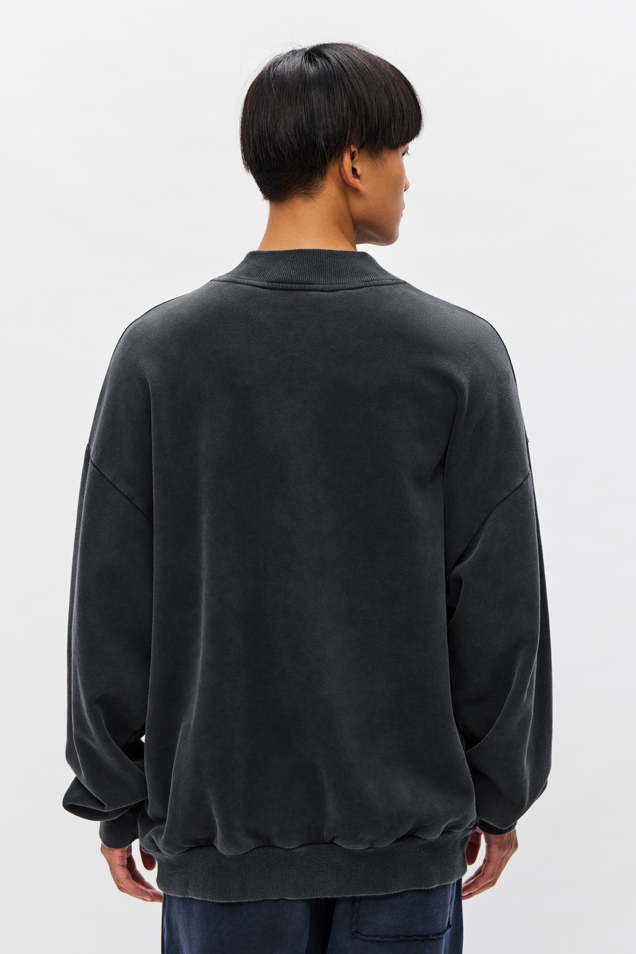 OVERSIZED RIBBED CREWNECK