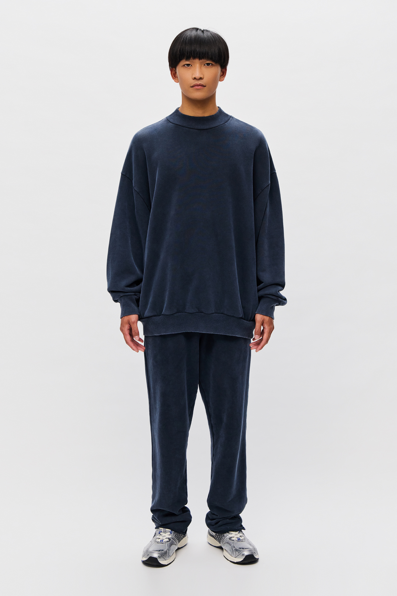 OVERSIZED RIBBED CREWNECK