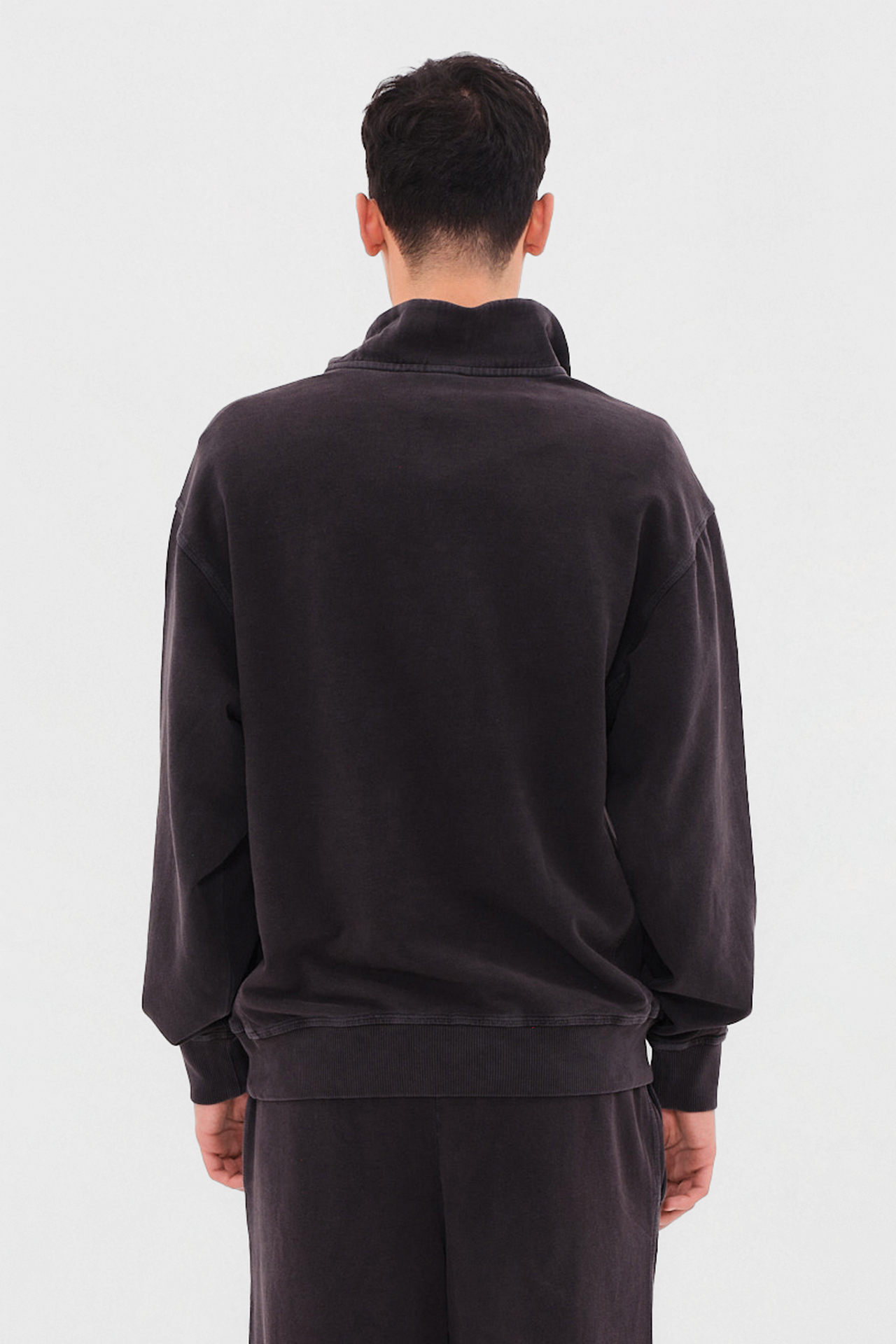 DROPPED SHOULDER HALF-ZIP CREWNECK