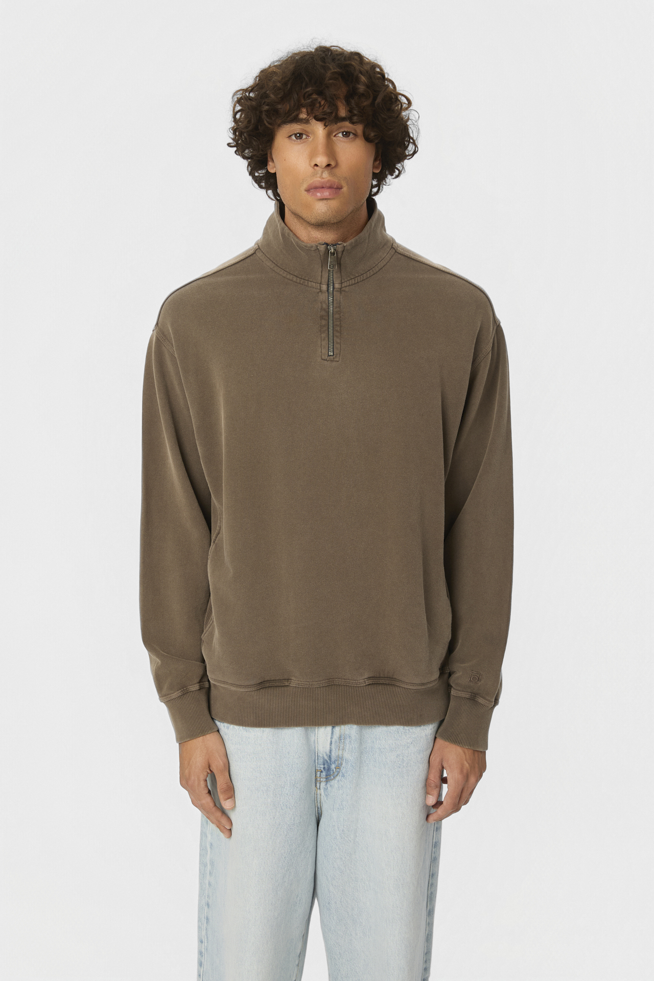 DROPPED SHOULDER HALF-ZIP CREWNECK