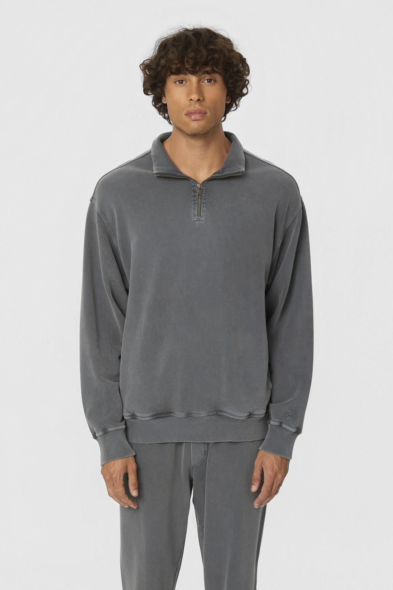 DROPPED SHOULDER HALF-ZIP CREWNECK