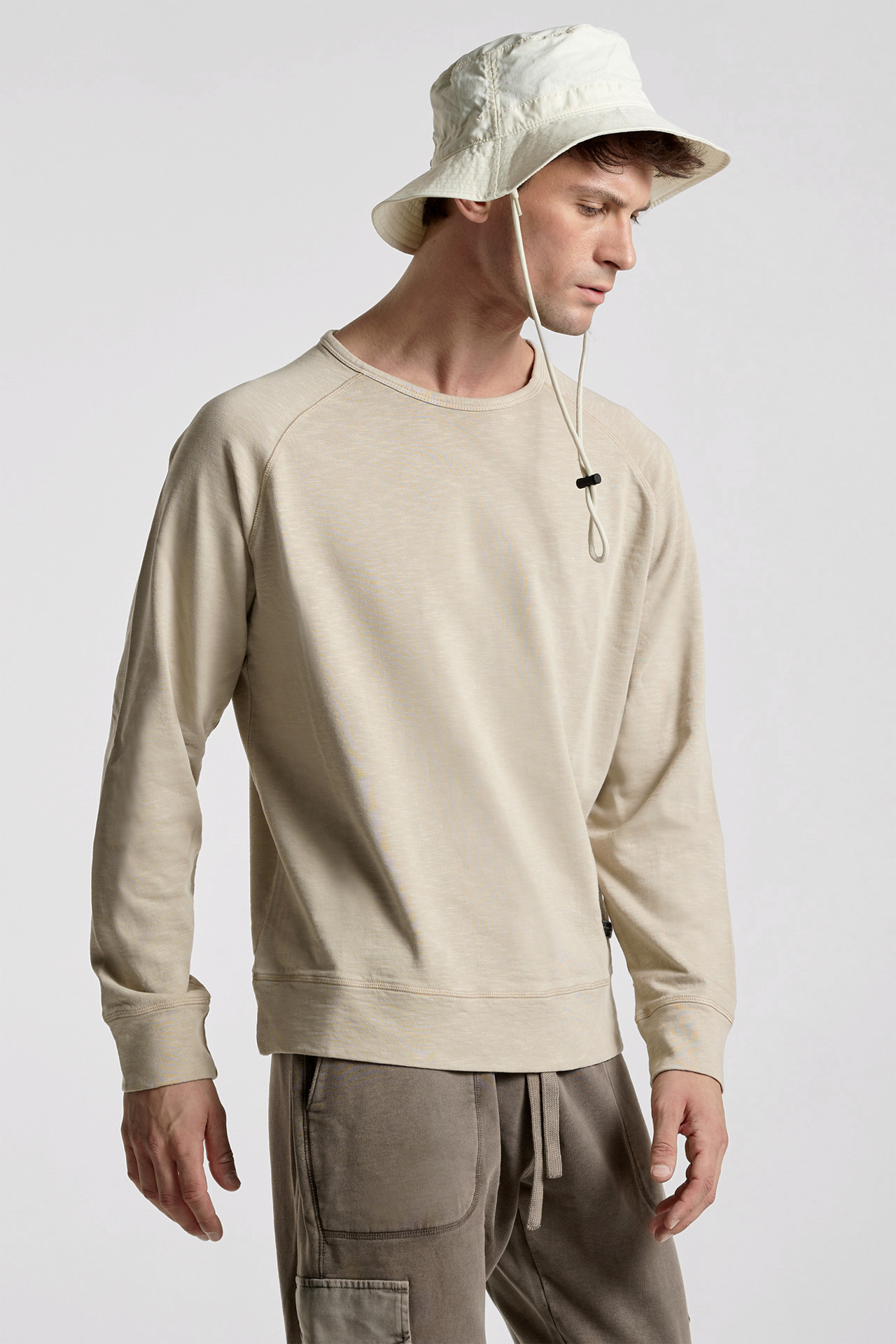 Regular Fit Raglan Sweatshirt