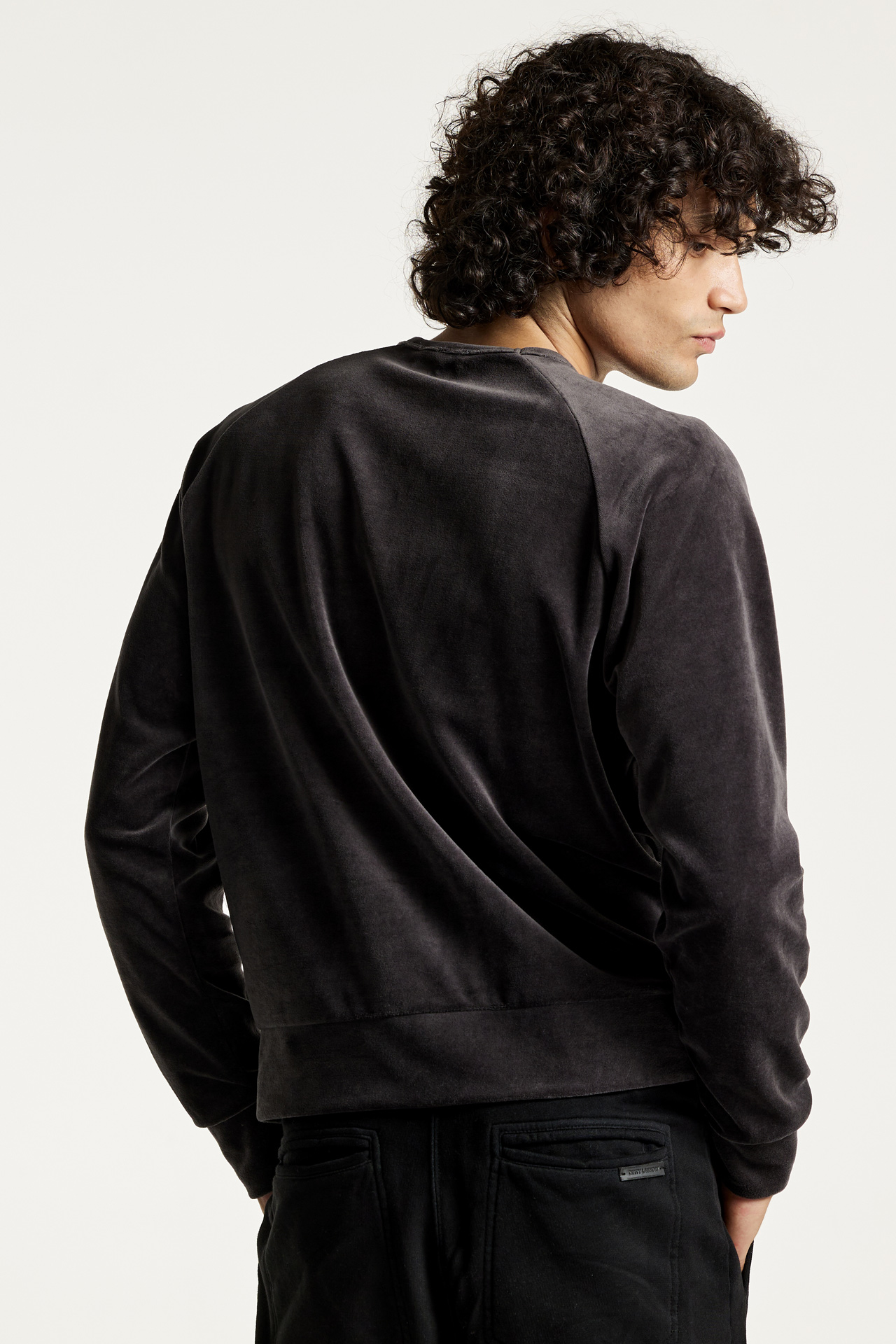 Regular Fit Velvet Crewneck