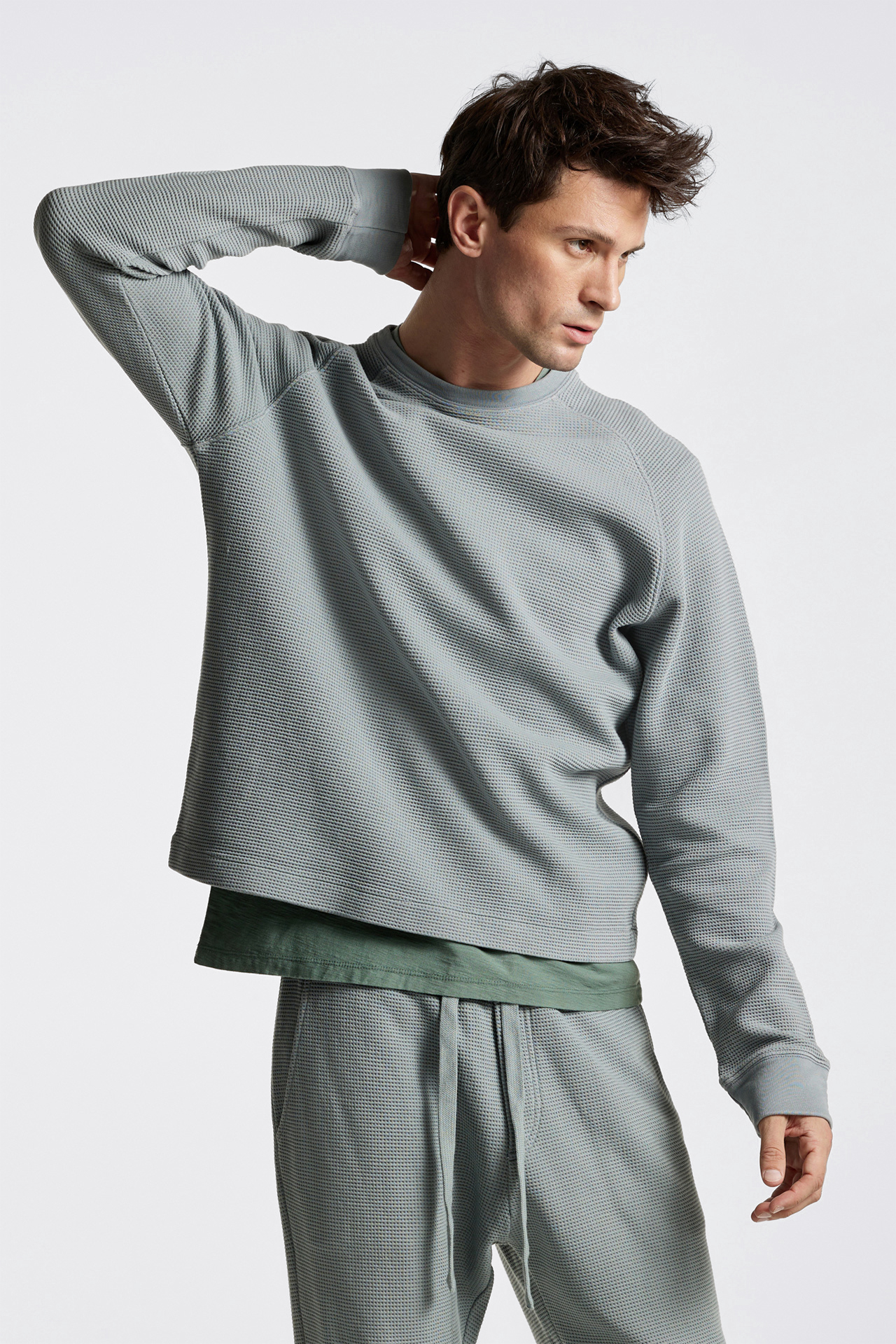 Men s Raglan Waffle Knit Sweatshirt Dirty Laundry