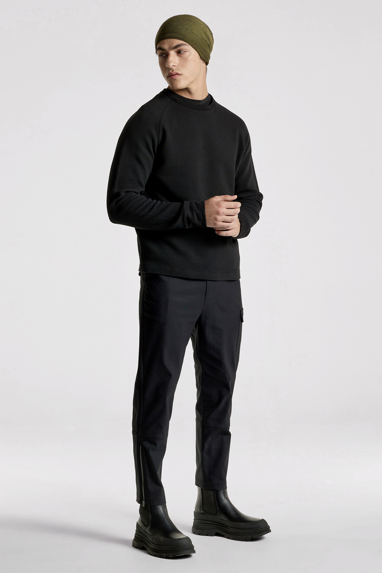 Men s Raglan Waffle Knit Sweatshirt Dirty Laundry