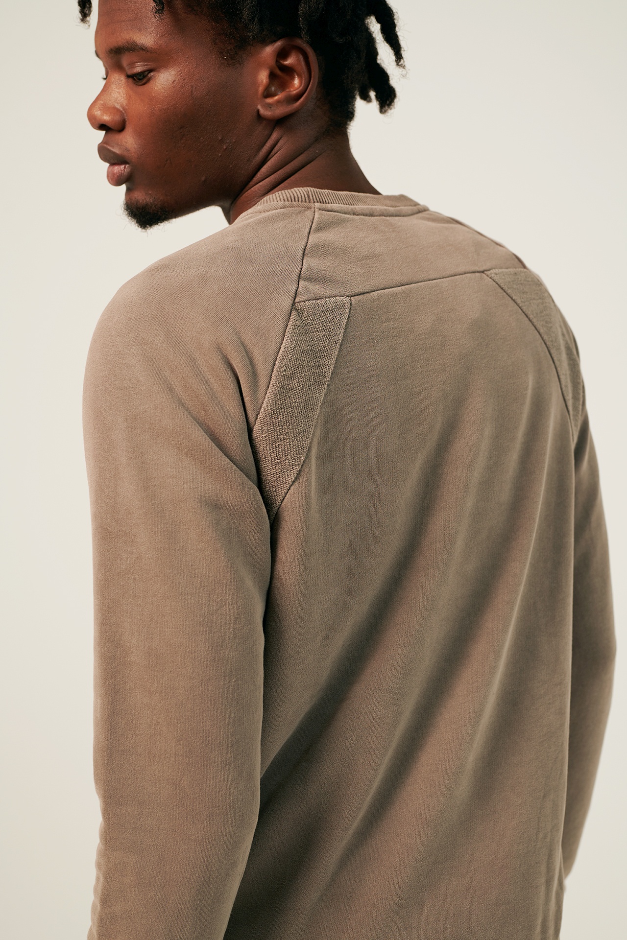 INSIDE OUT RAGLAN CREWNECK