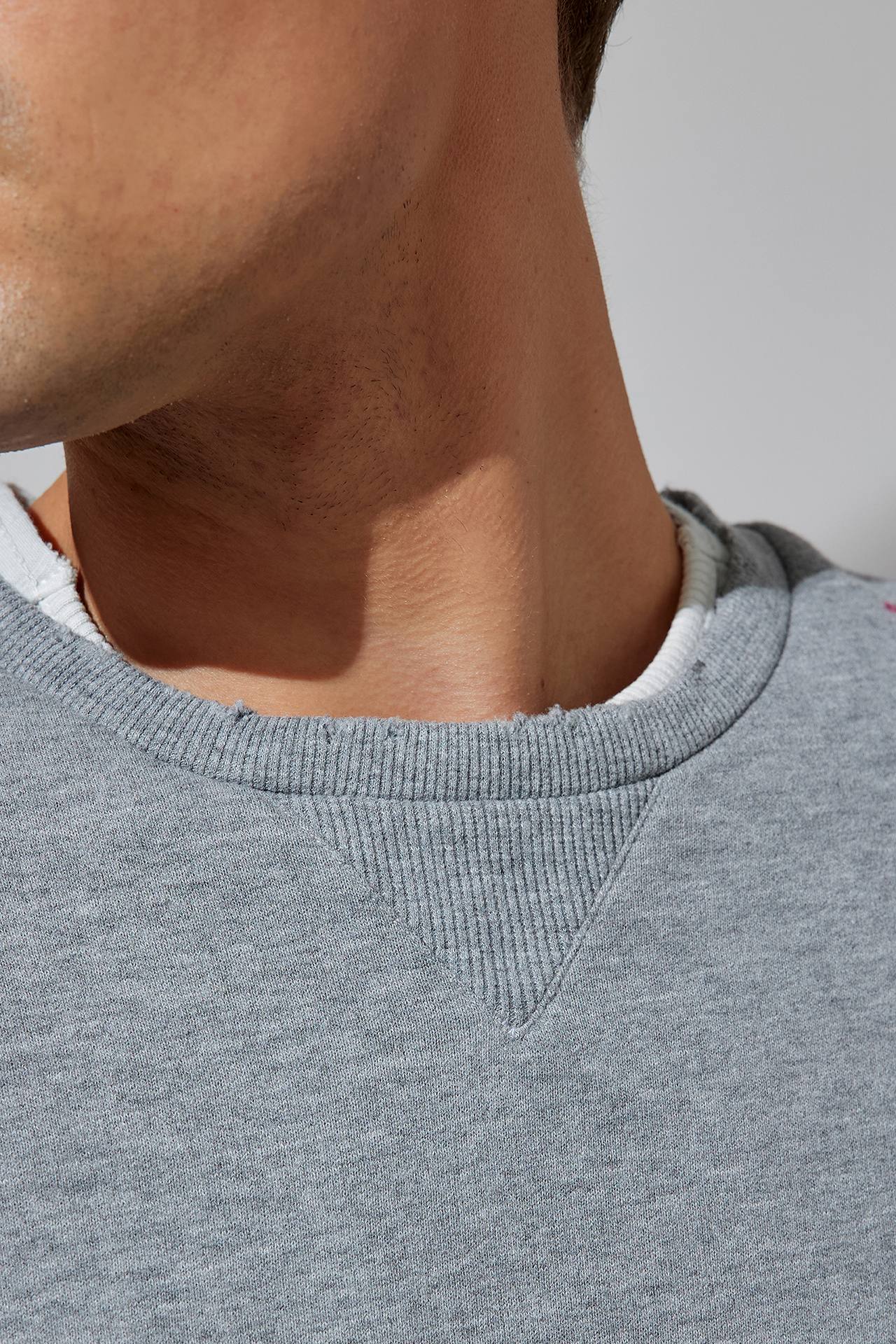 DESTROYED CREWNECK