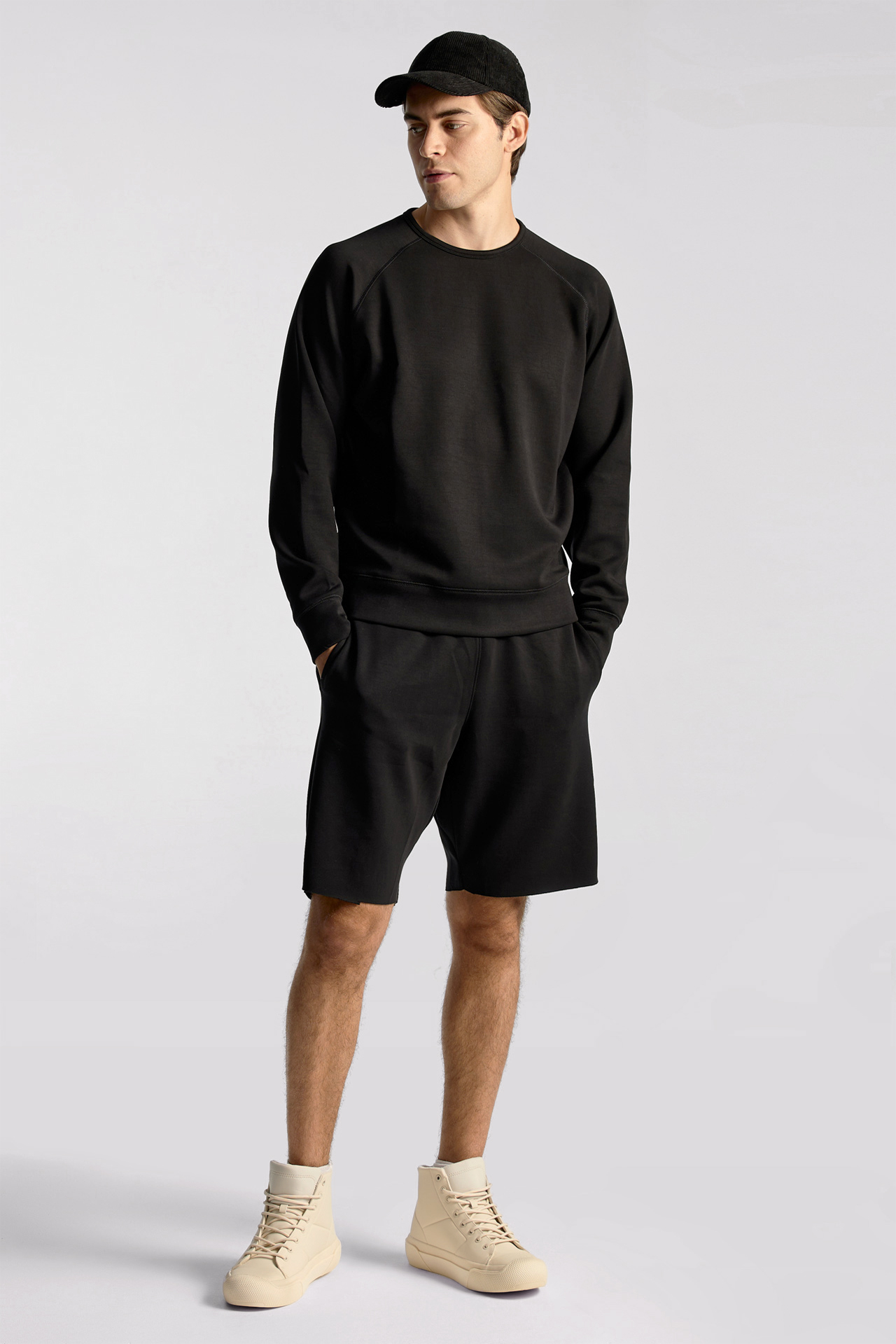 Relaxed Fit Sport Crewneck