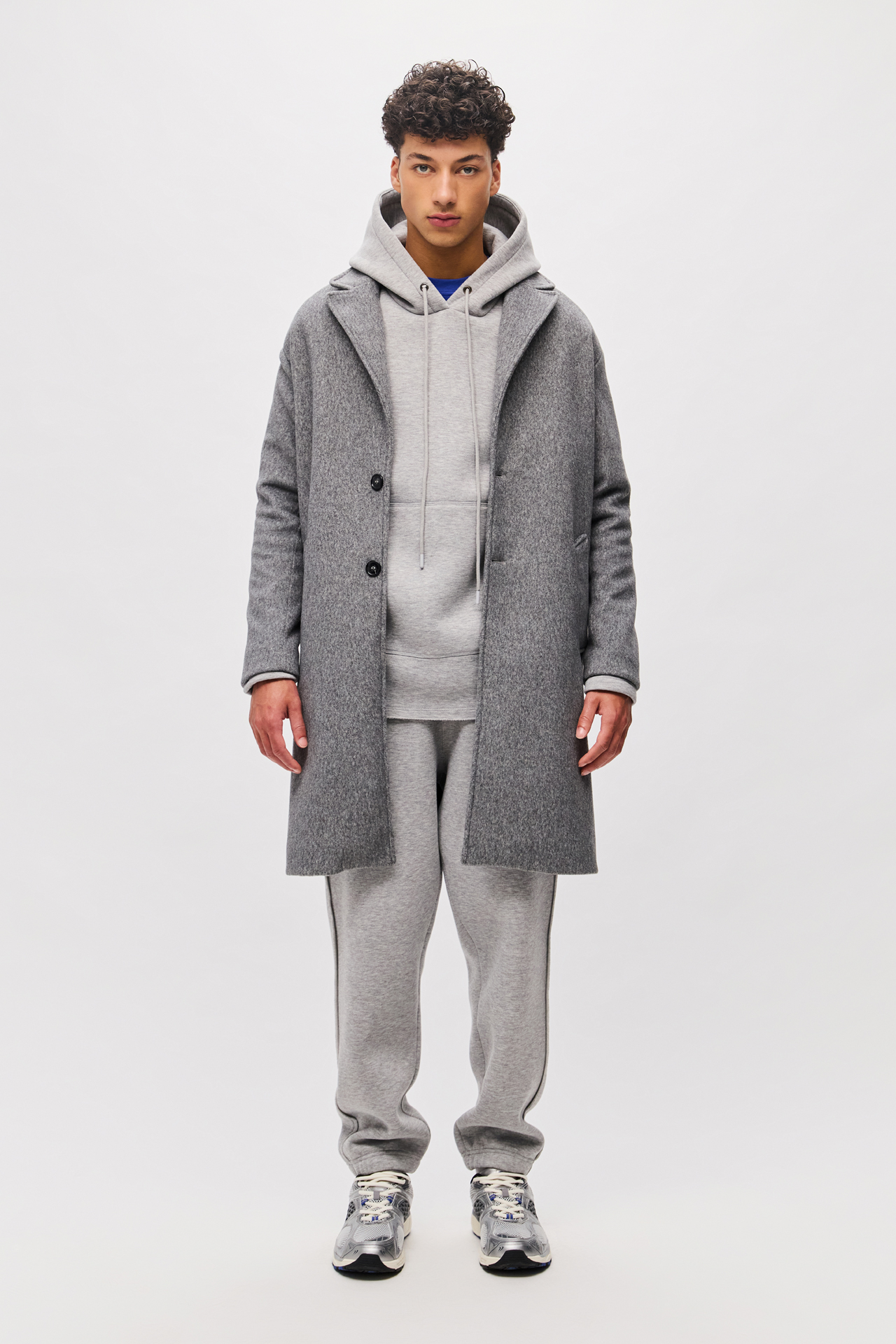 RELAXED TOPCOAT