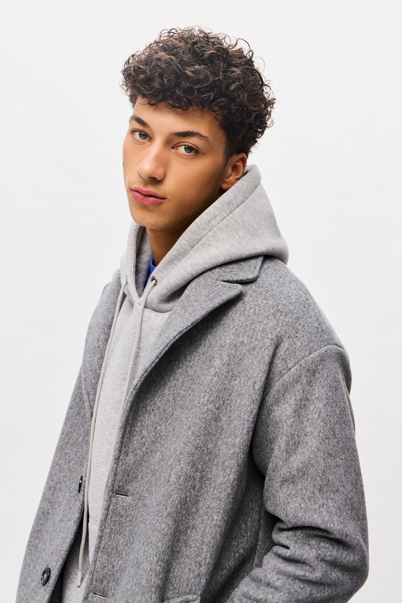 RELAXED TOPCOAT