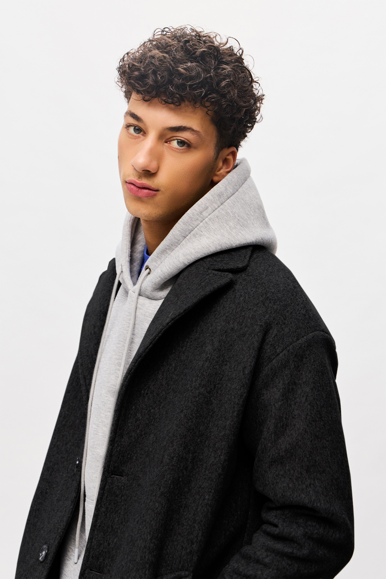 RELAXED TOPCOAT
