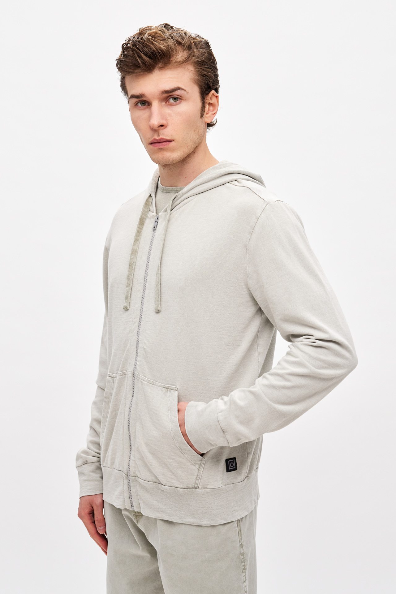 Regular Fit Fullzip