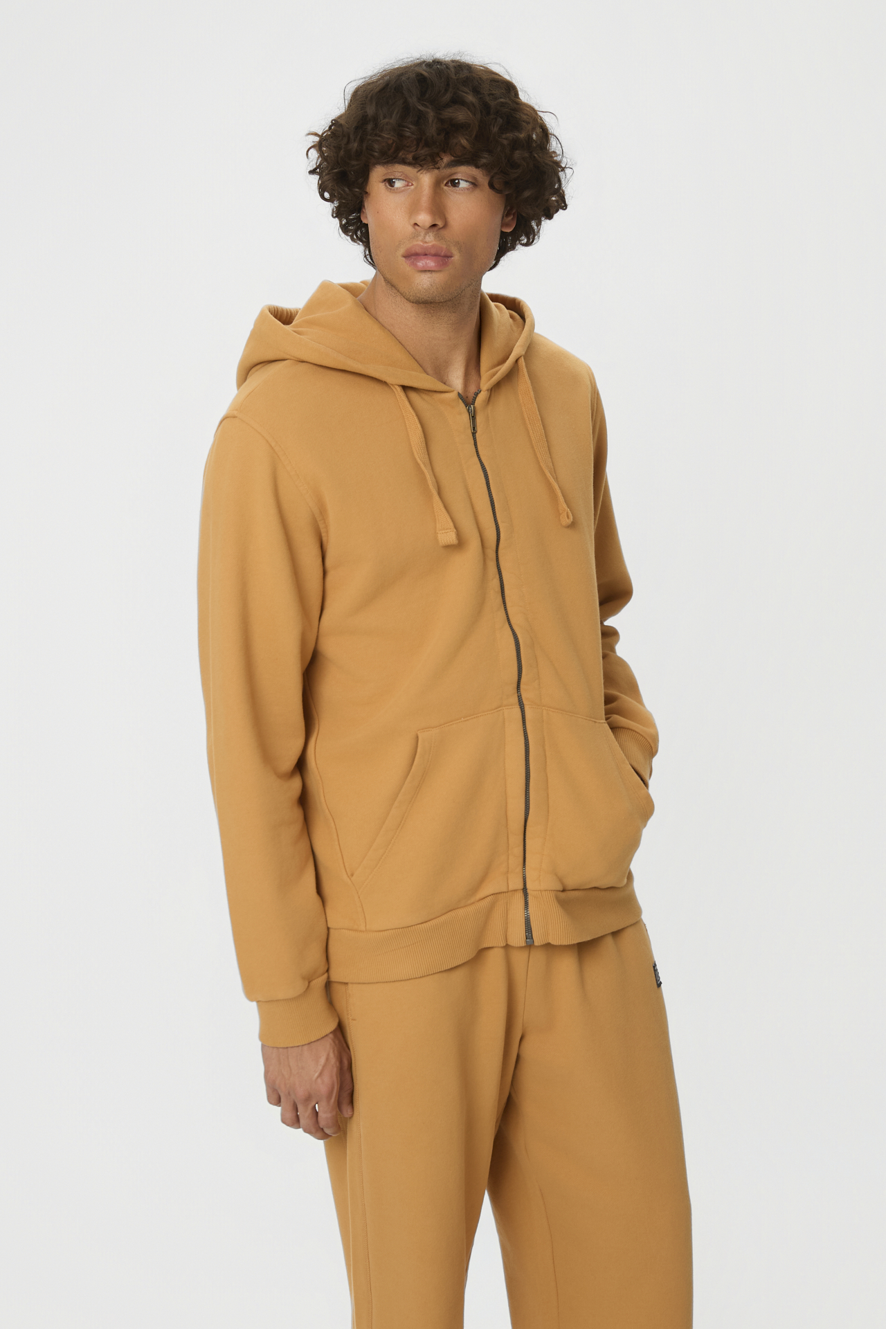 REGULAR FIT FULLZIP