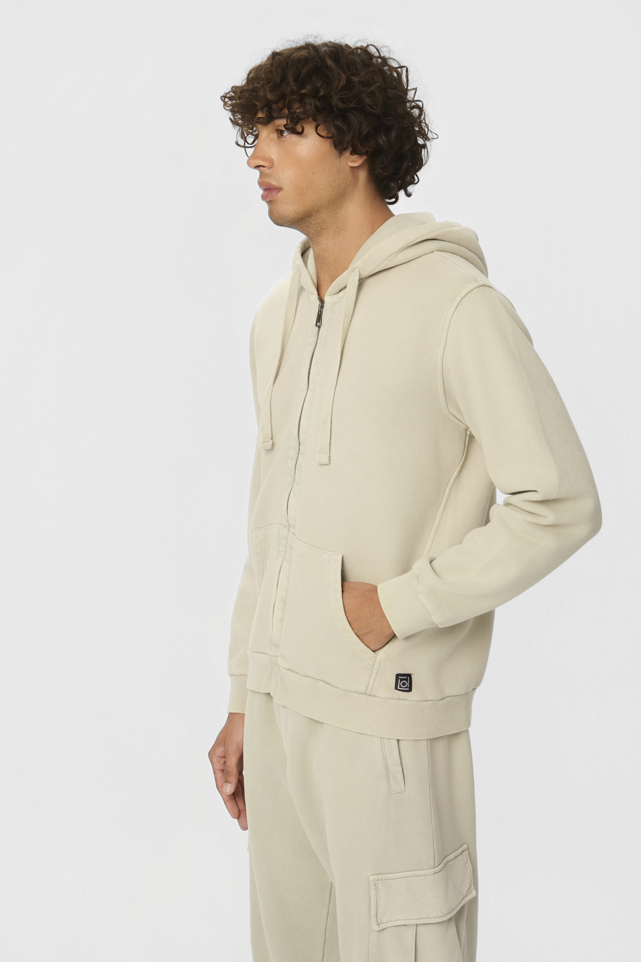 REGULAR FIT FULLZIP