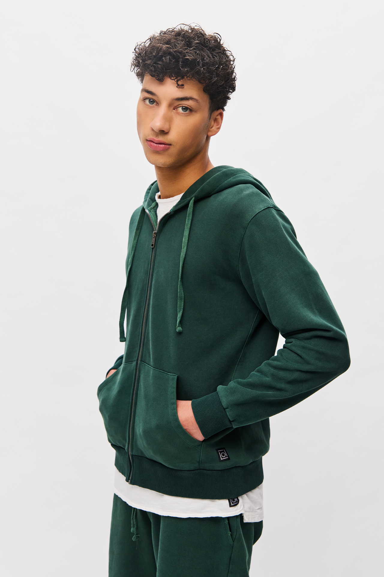 REGULAR FIT FULLZIP