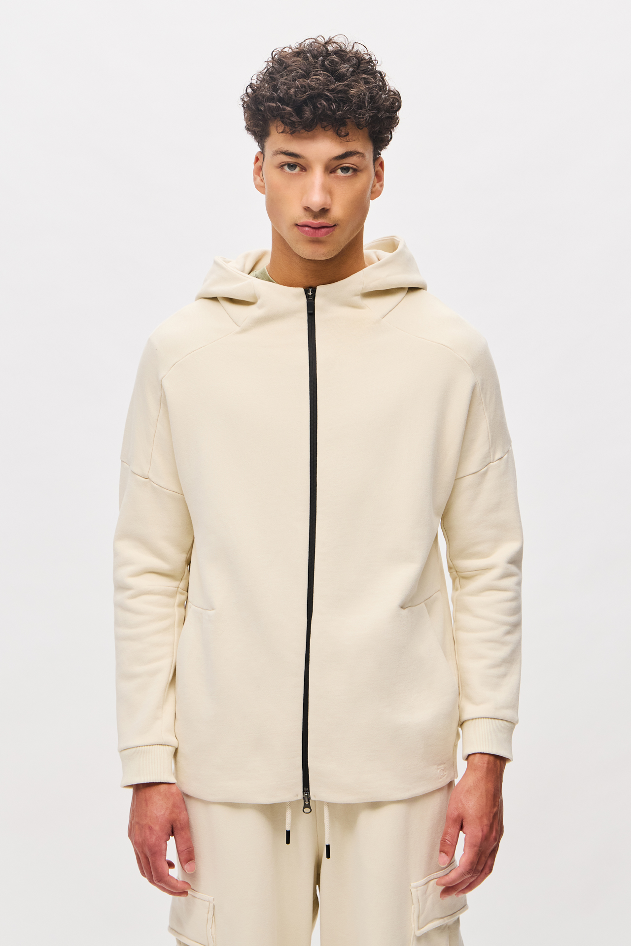 FULLZIP WITH SEAMING