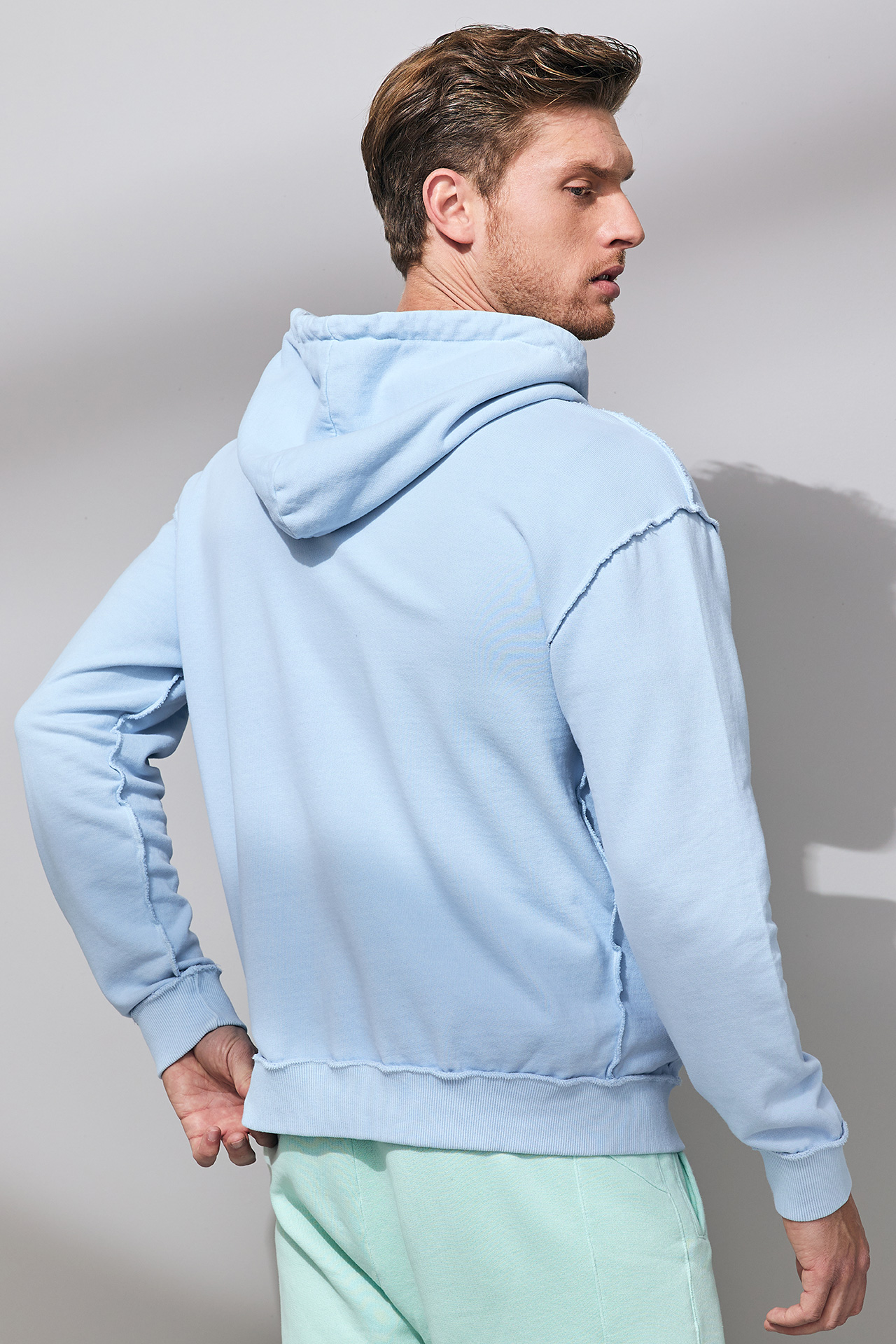 DROPSHOULDER REVERSED SEAMS FULL ZIP