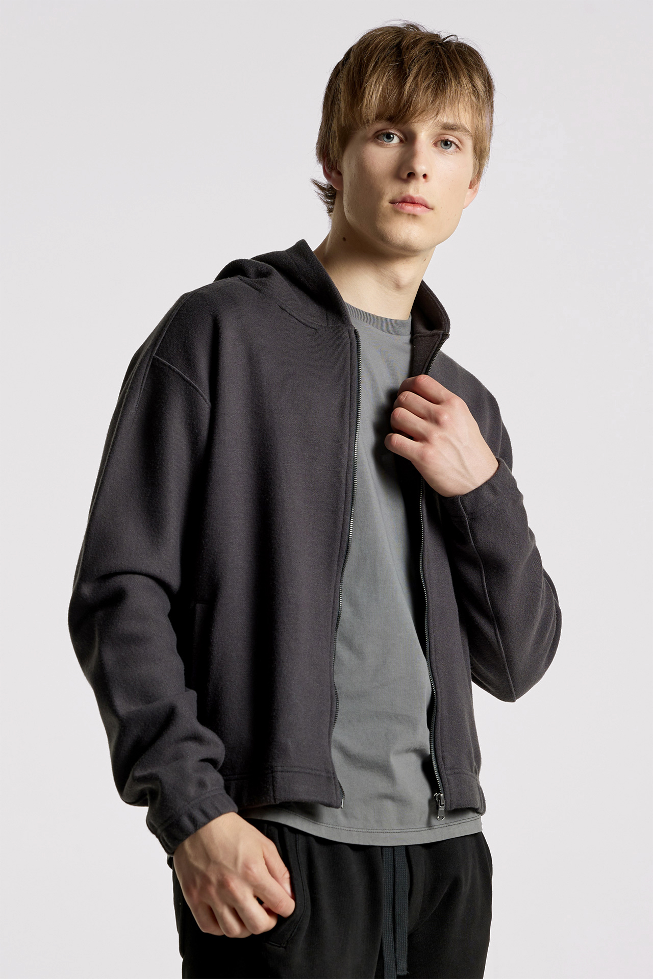 Regular Fit Full Zip