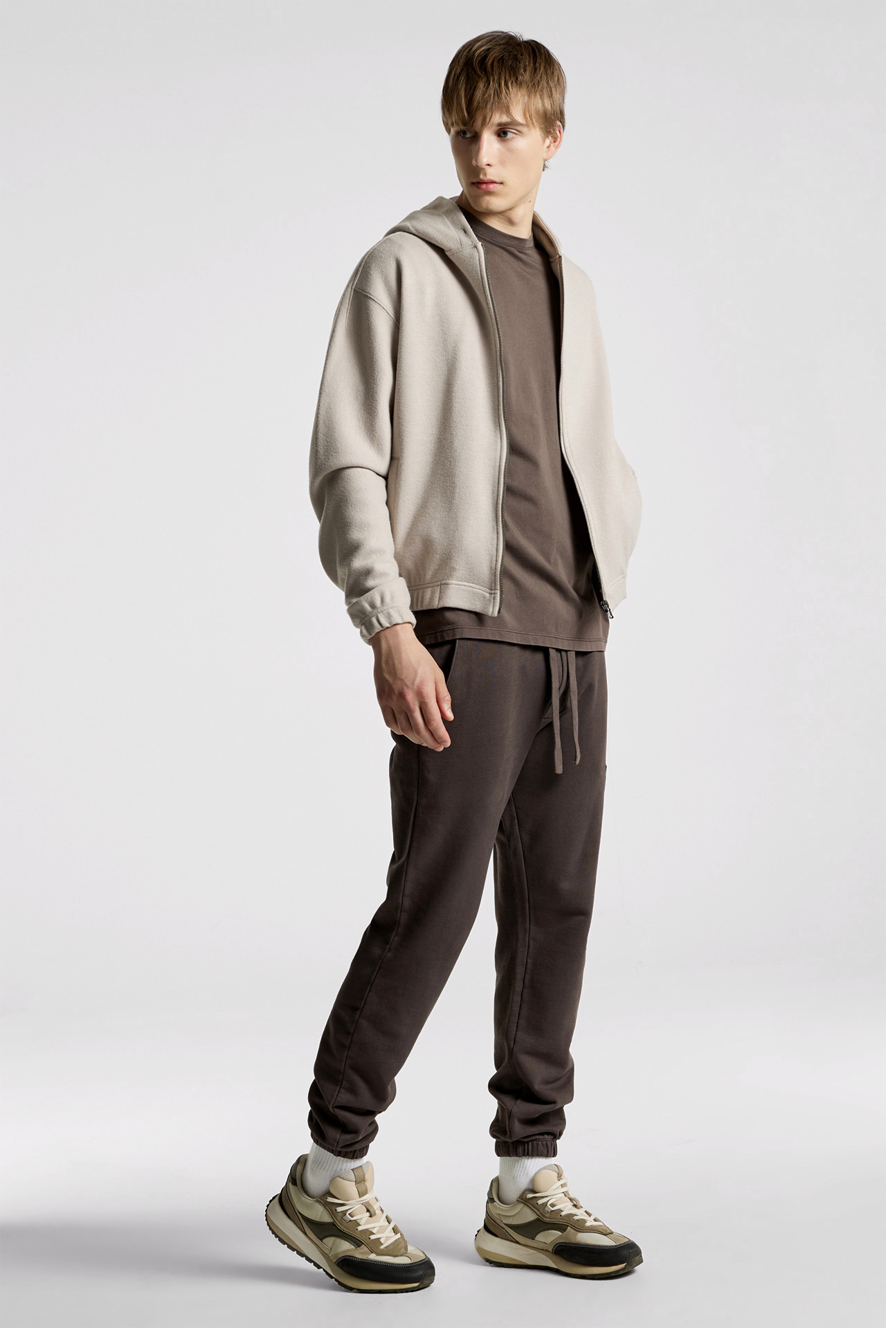 Regular Fit Full Zip