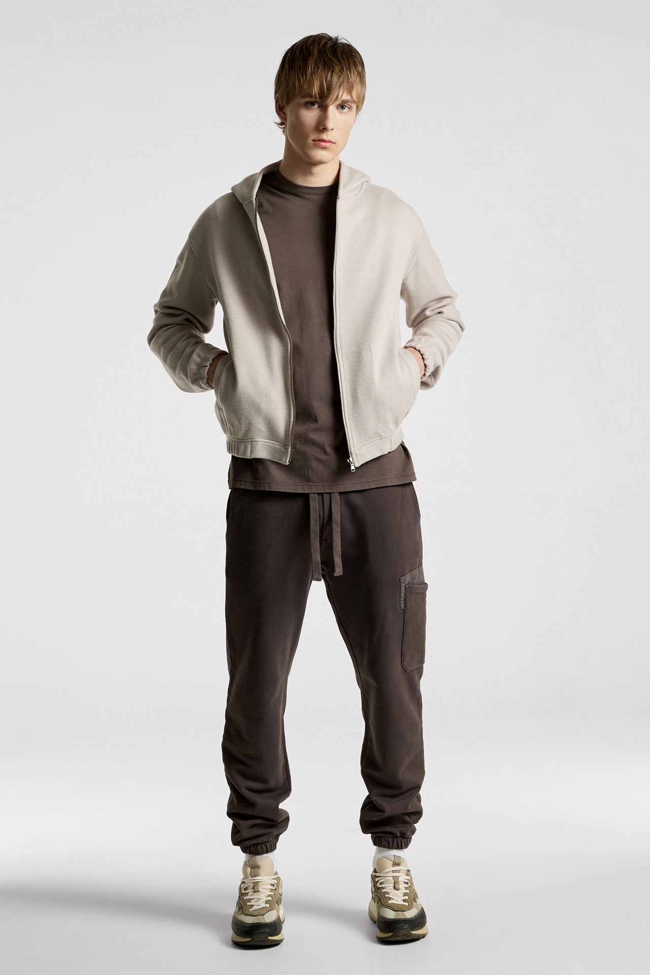 Regular Fit Full Zip