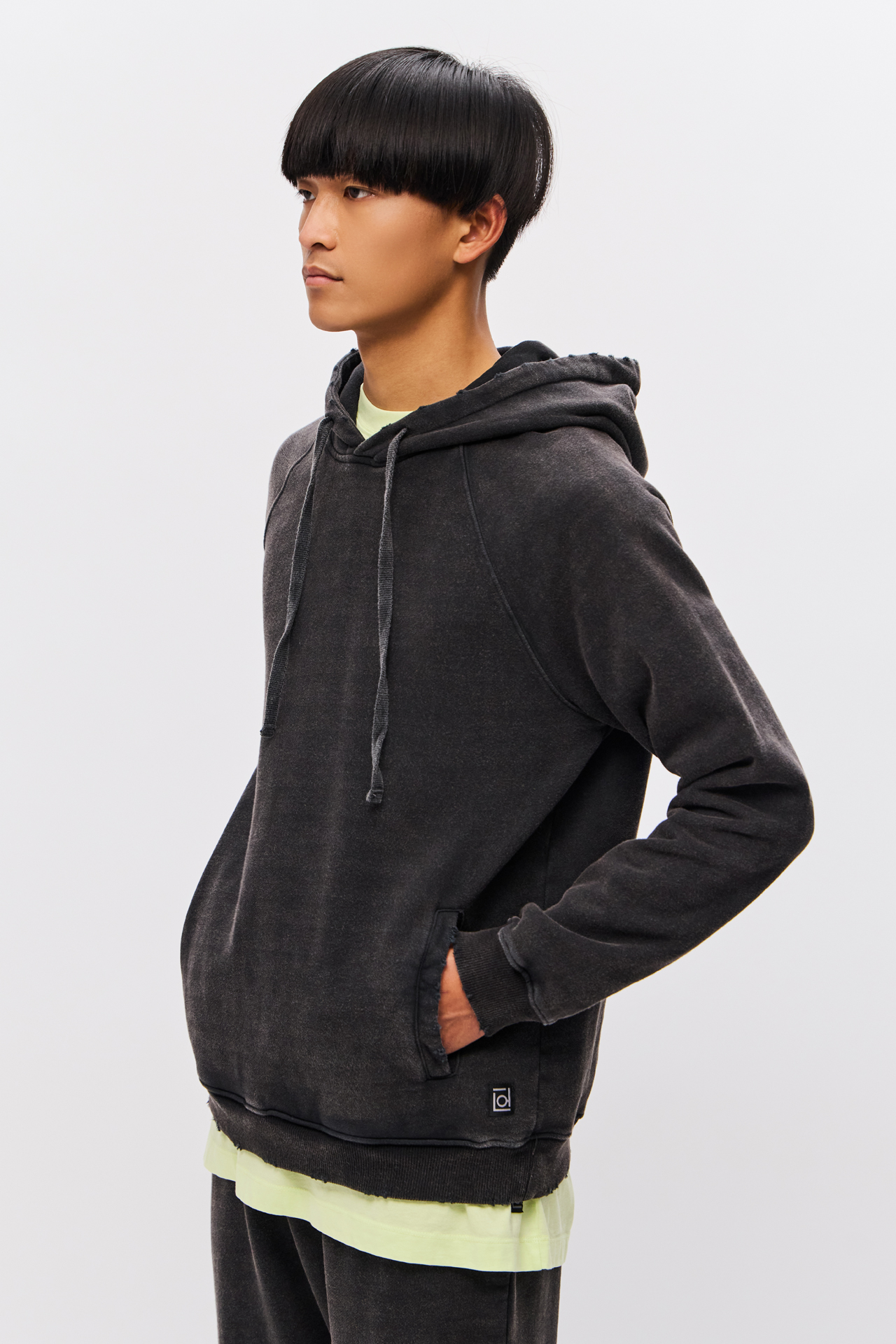 RAGLAN HOODIE WITH DESTROYS