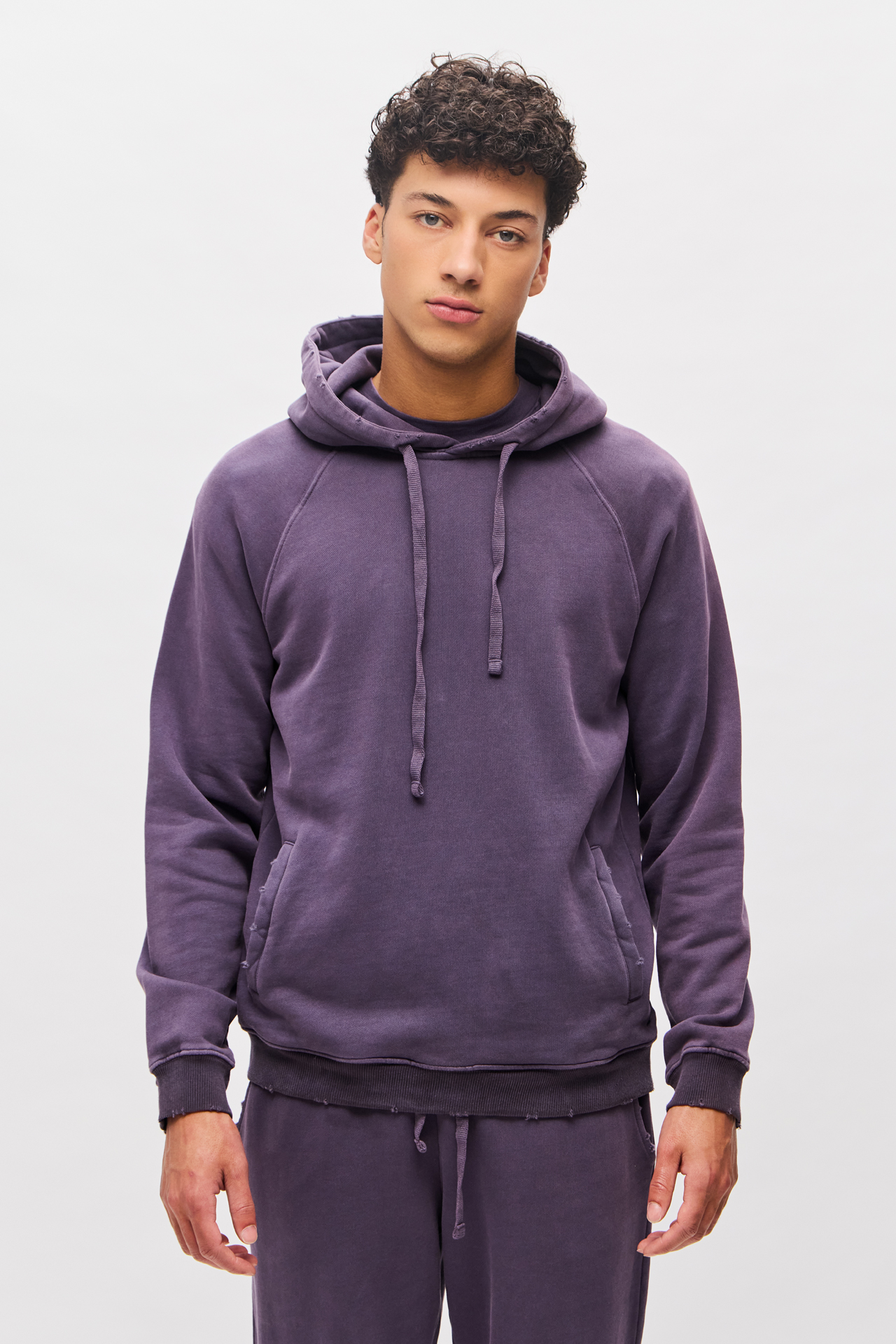 RAGLAN HOODIE WITH DESTROYS